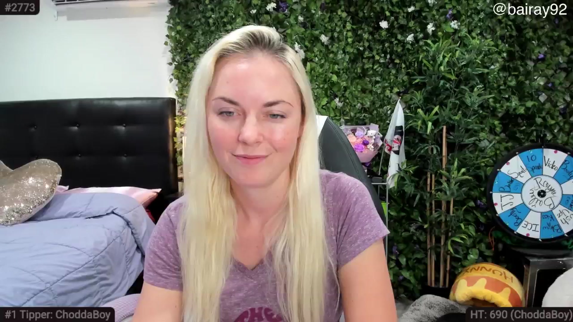 Gallery image thumbnail from BaileyRayne's myfreecams stream on, 09/28/2025, 08:13 image 3 of 20