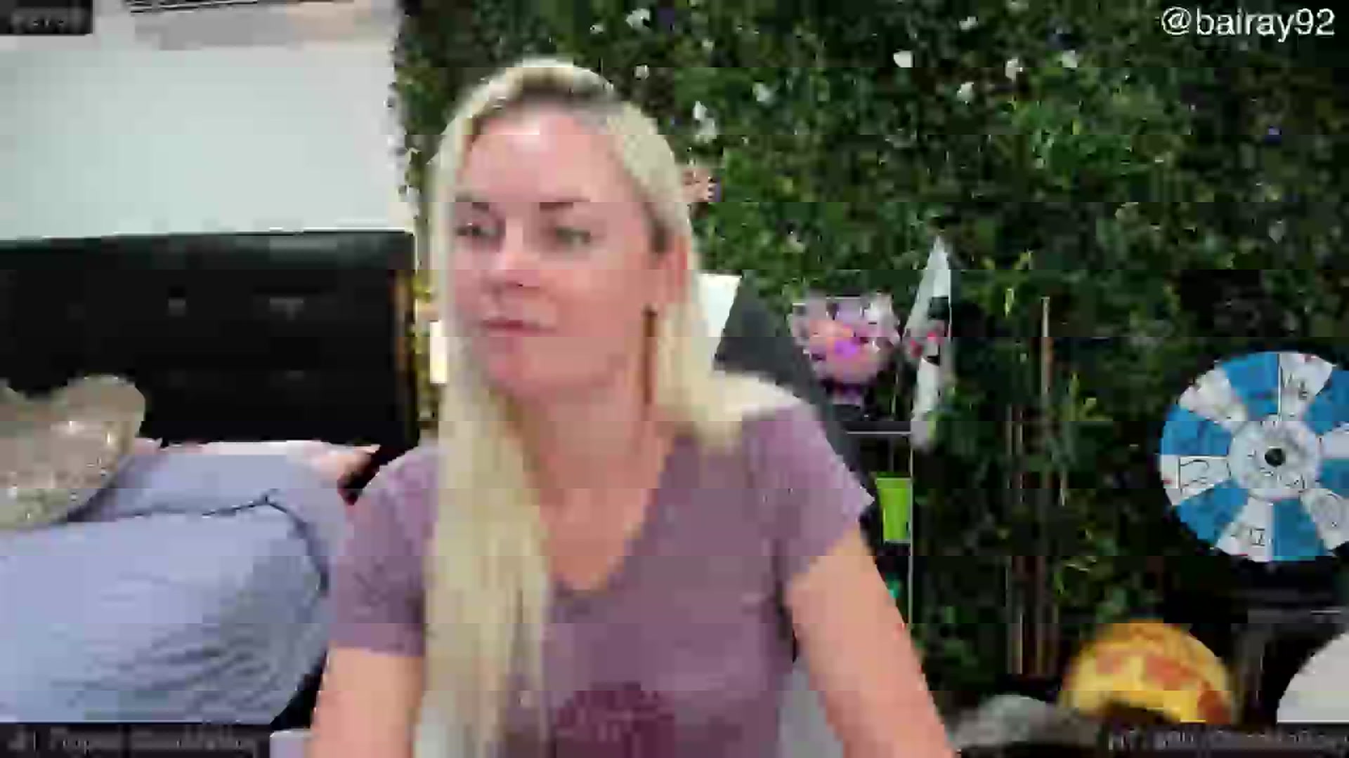 Gallery image thumbnail from BaileyRayne's myfreecams stream on, 09/28/2025, 08:13 image 9 of 20