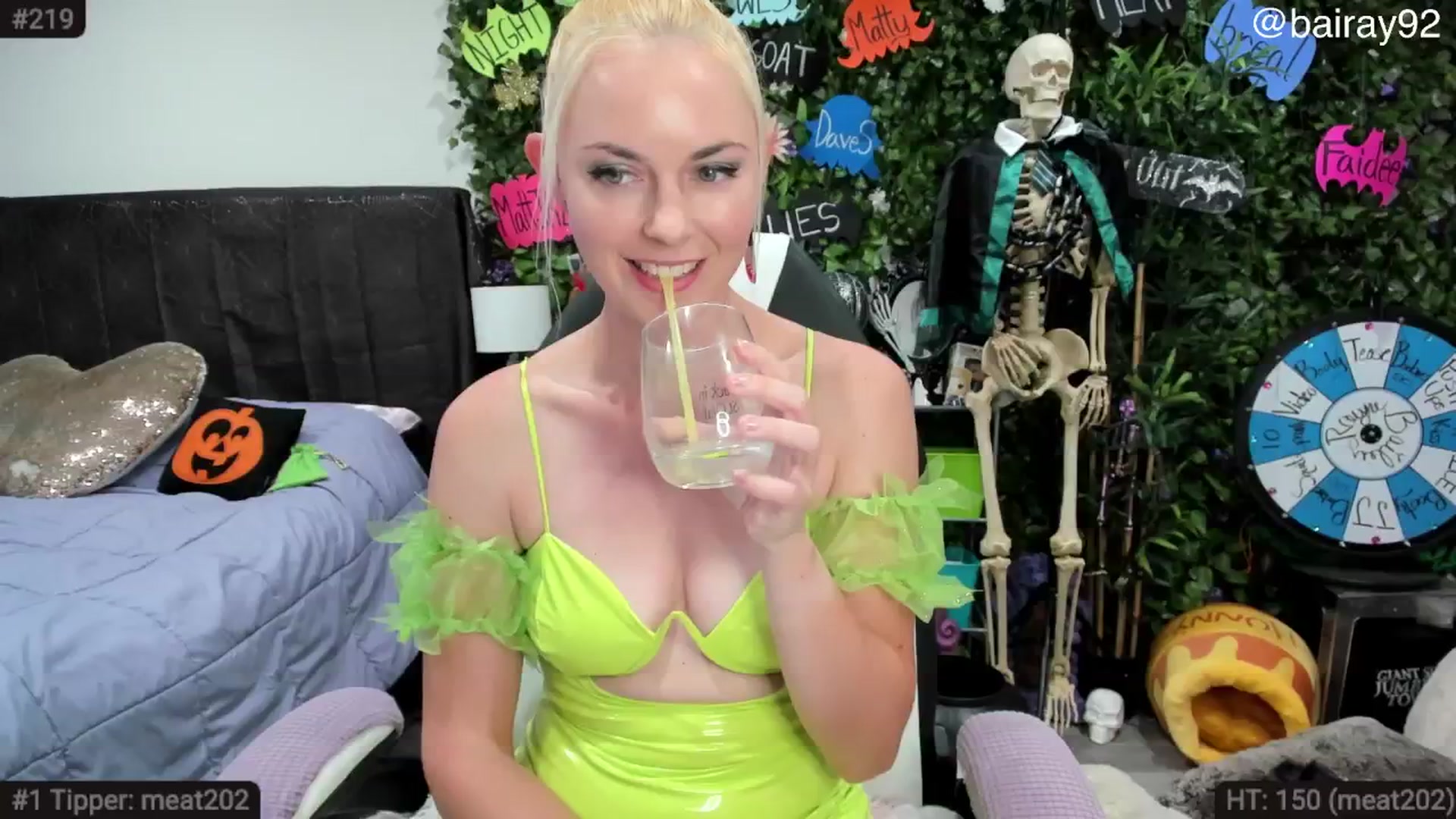 Gallery image thumbnail from BaileyRayne's myfreecams stream on, 10/12/2025, 05:10 image 20 of 20