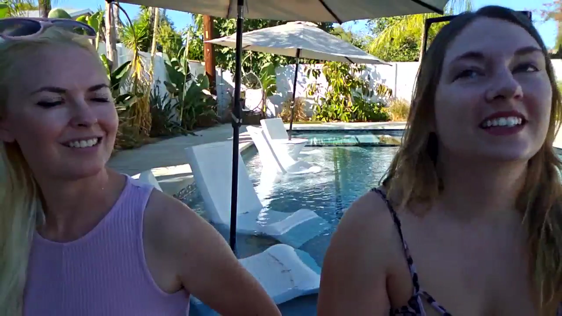 Gallery image thumbnail from BaileyRayne's myfreecams stream on, 10/12/2025, 23:34 image 4 of 20