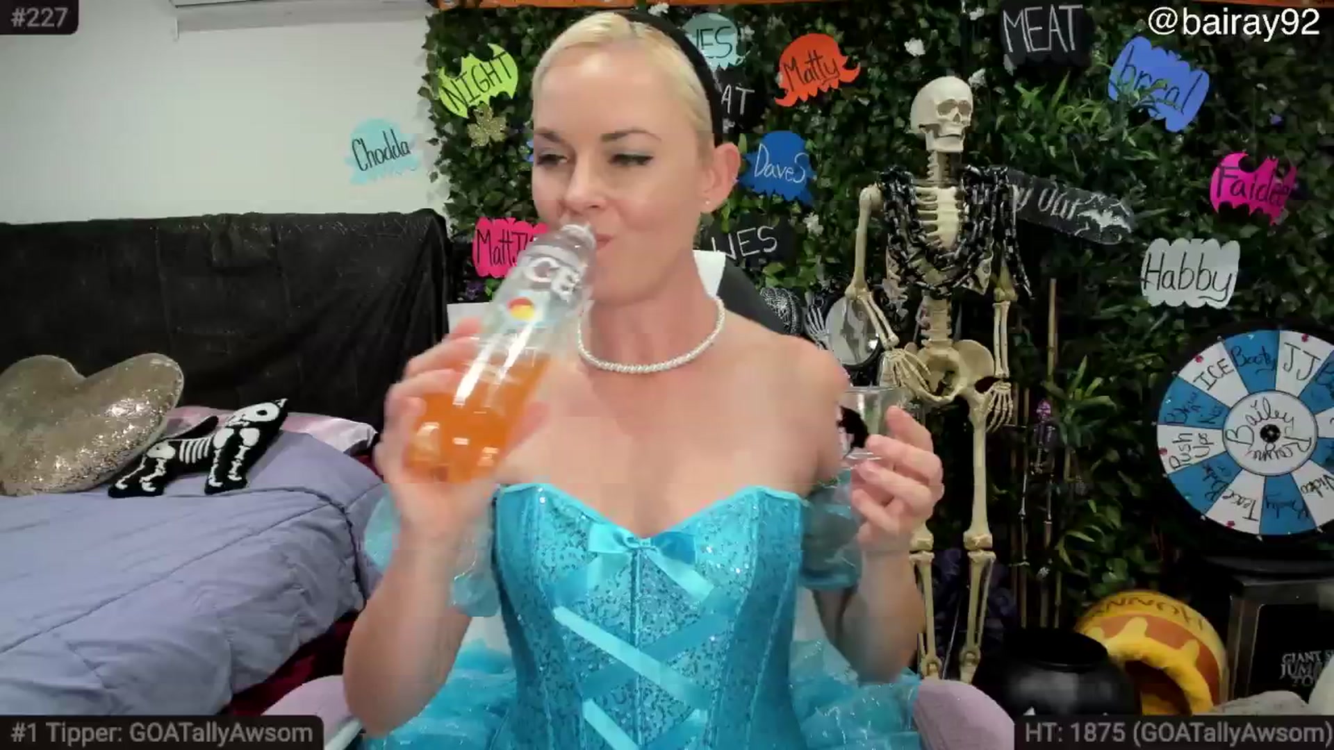 Gallery image thumbnail from BaileyRayne's myfreecams stream on, 10/18/2025, 07:12 image 9 of 20