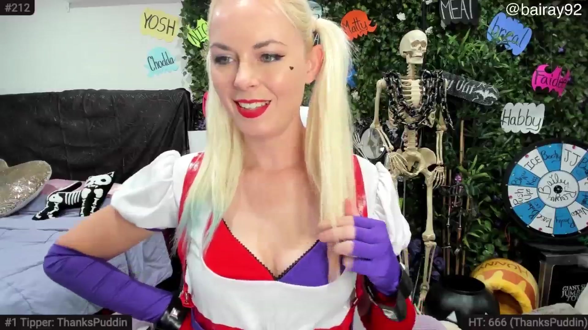 Gallery image thumbnail from BaileyRayne's myfreecams stream on, 10/19/2025, 07:06 image 12 of 20