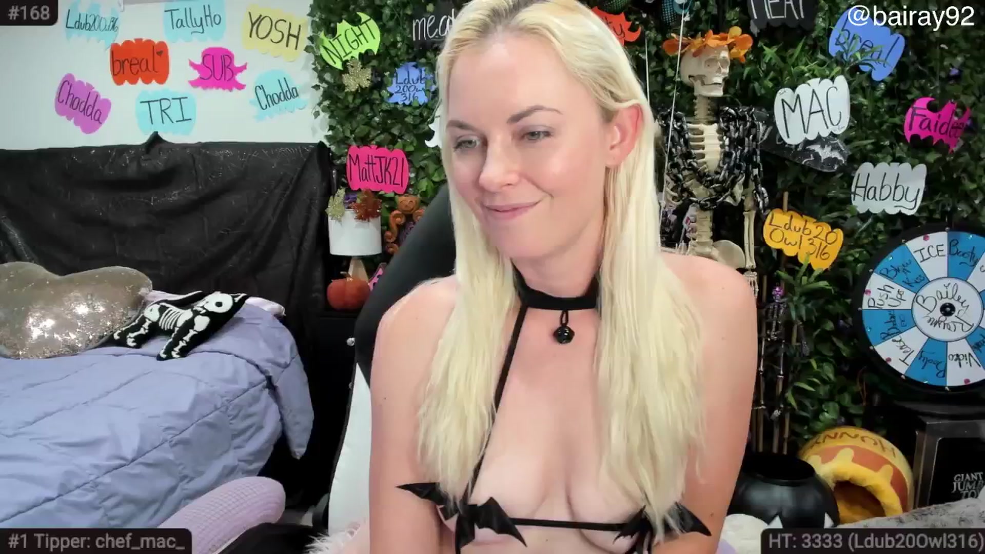 Gallery image thumbnail from BaileyRayne's myfreecams stream on, 11/01/2025, 08:05 image 4 of 20