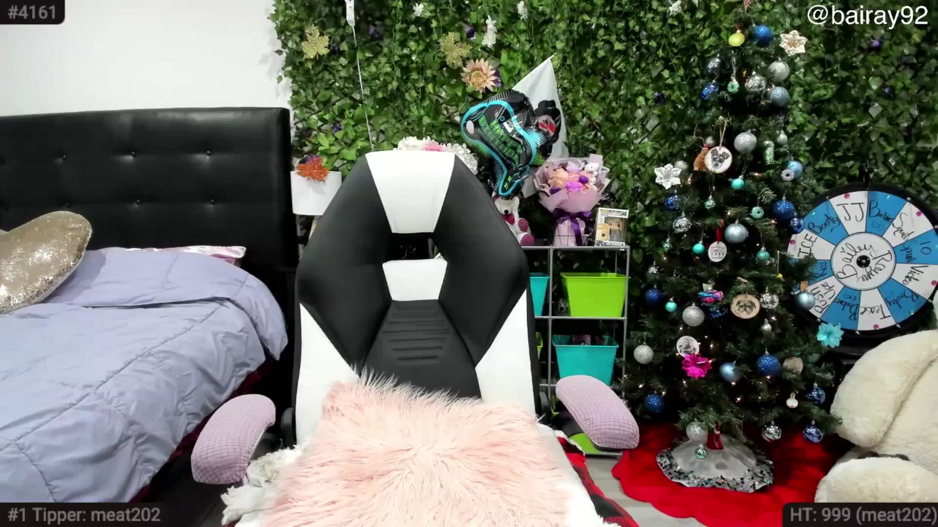 Gallery image thumbnail from BaileyRayne's myfreecams stream on, 12/20/2025, 09:01 image 1 of 20