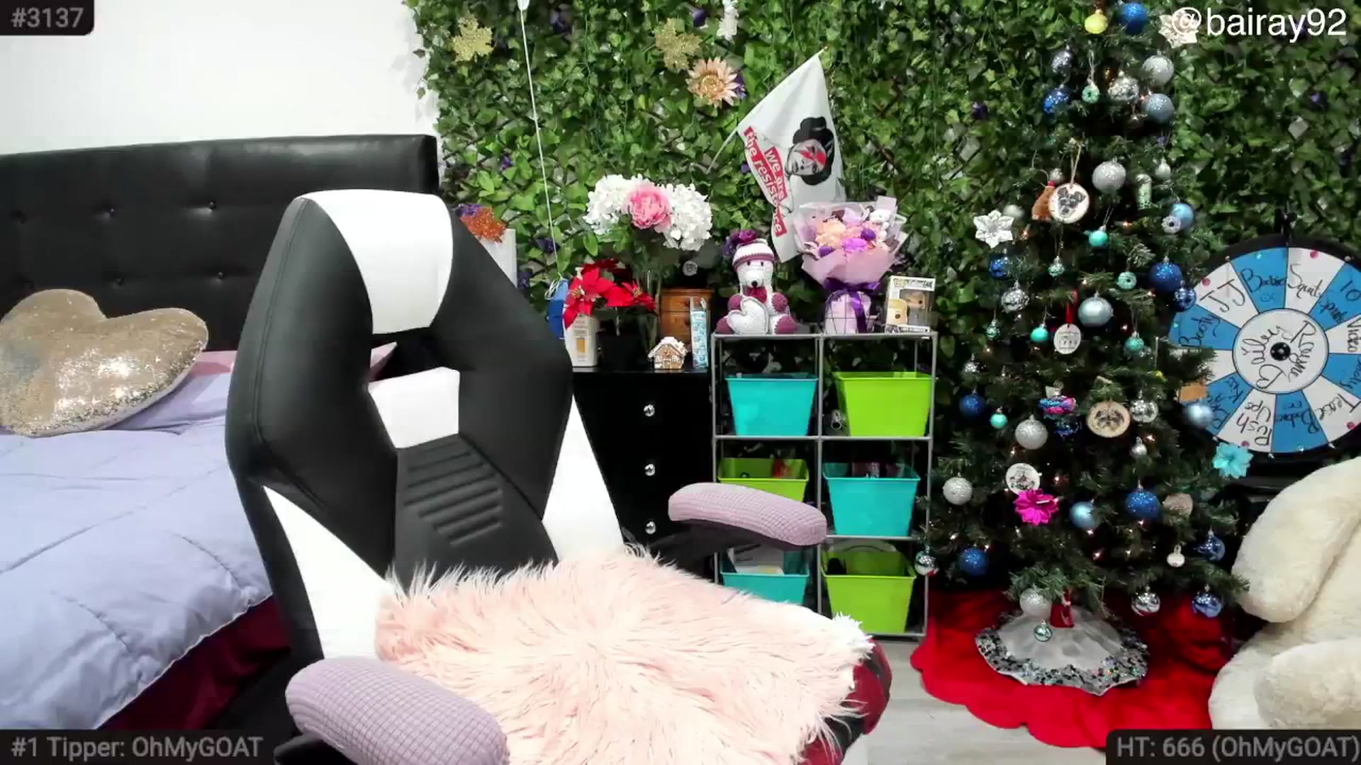 Gallery image thumbnail from BaileyRayne's myfreecams stream on, 12/21/2025, 08:21 image 6 of 20
