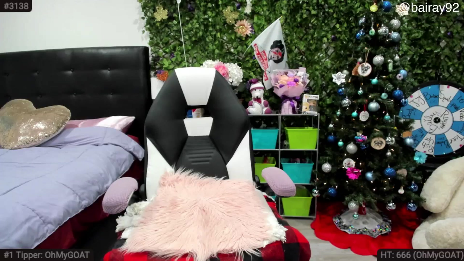 Gallery image thumbnail from BaileyRayne's myfreecams stream on, 12/21/2025, 08:21 image 5 of 20