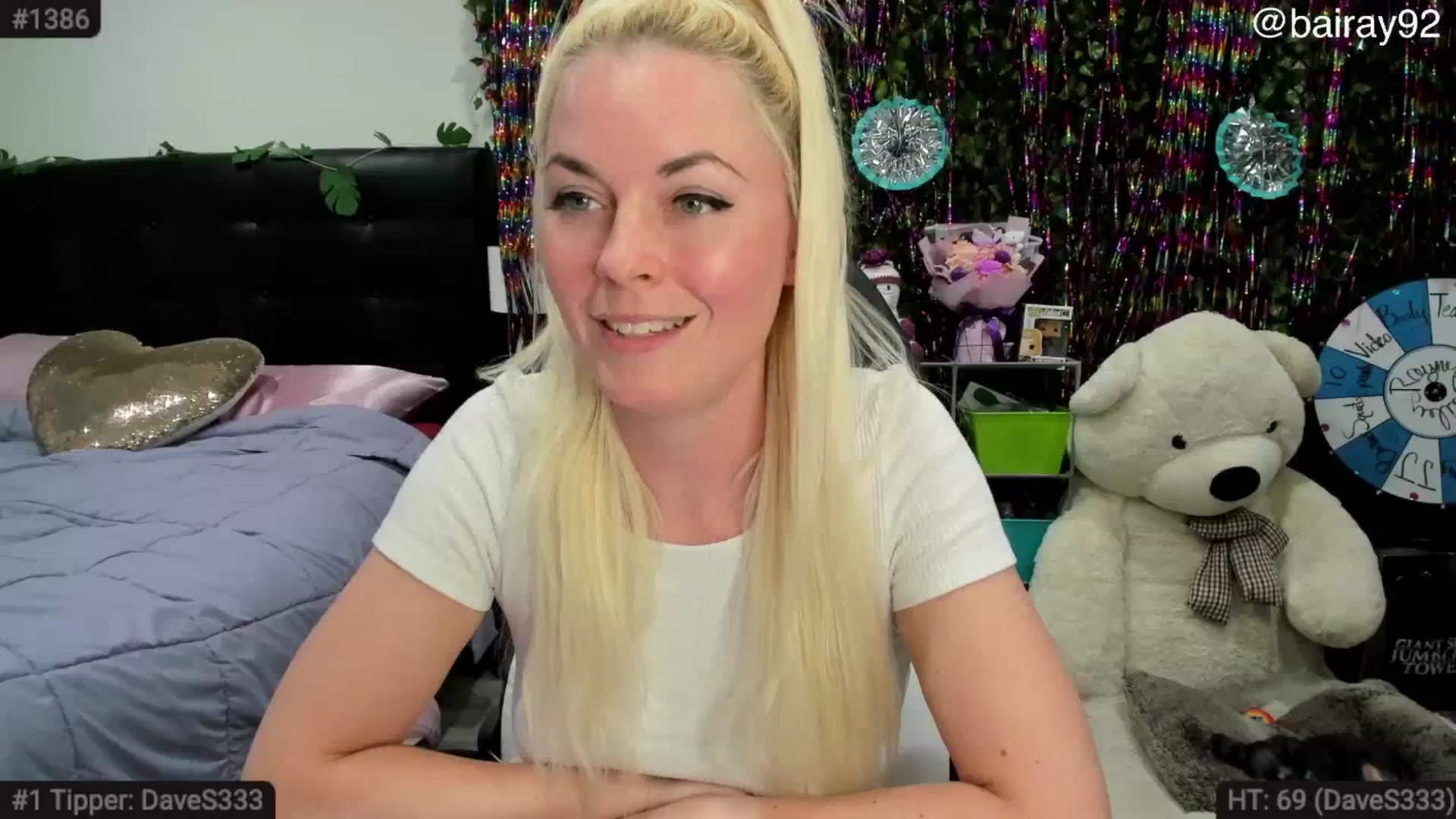 Gallery image thumbnail from BaileyRayne's myfreecams stream on, 04/19/2026, 06:51 image 6 of 20