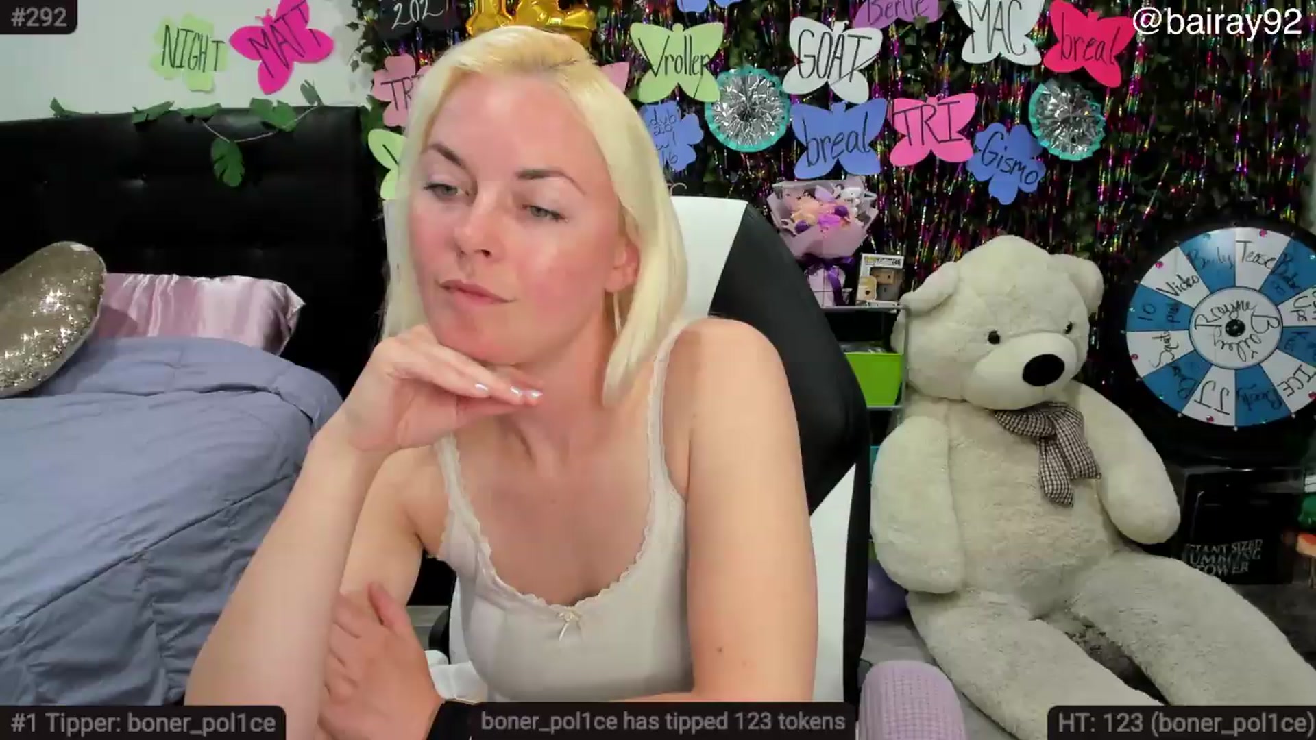 Gallery image thumbnail from BaileyRayne's myfreecams stream on, 05/25/2026, 06:03 image 1 of 20
