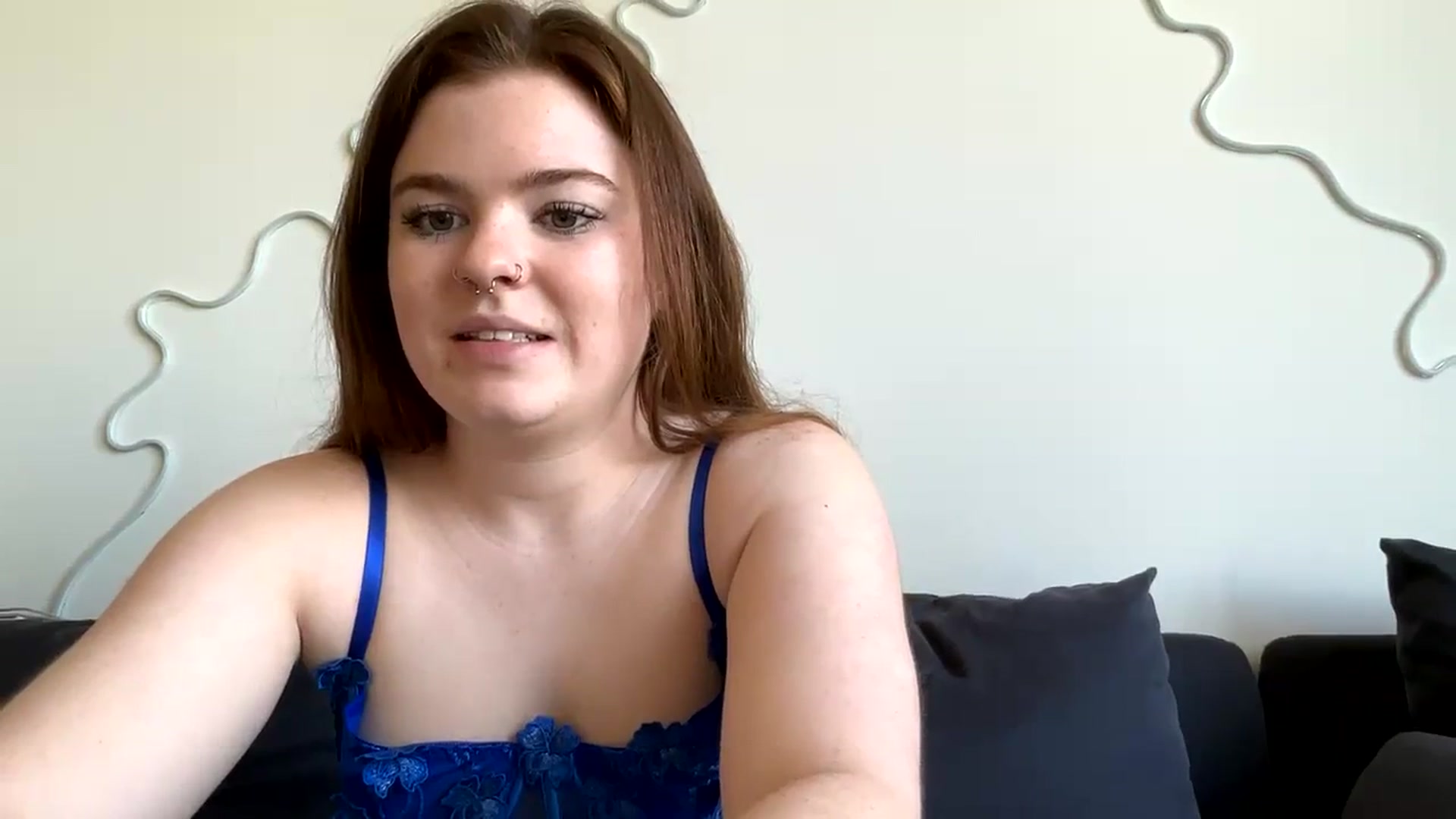 Gallery image thumbnail from Baileyybabyy's myfreecams stream on, 02/18/2024, 22:37 image 8 of 20