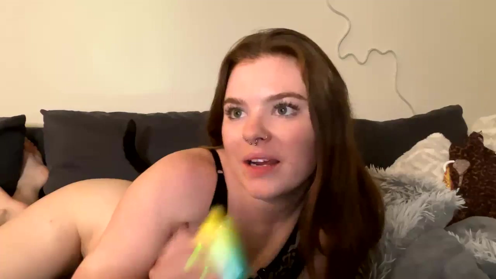 Gallery image thumbnail from Baileyybabyy's myfreecams stream on, 02/19/2024, 09:07 image 10 of 20