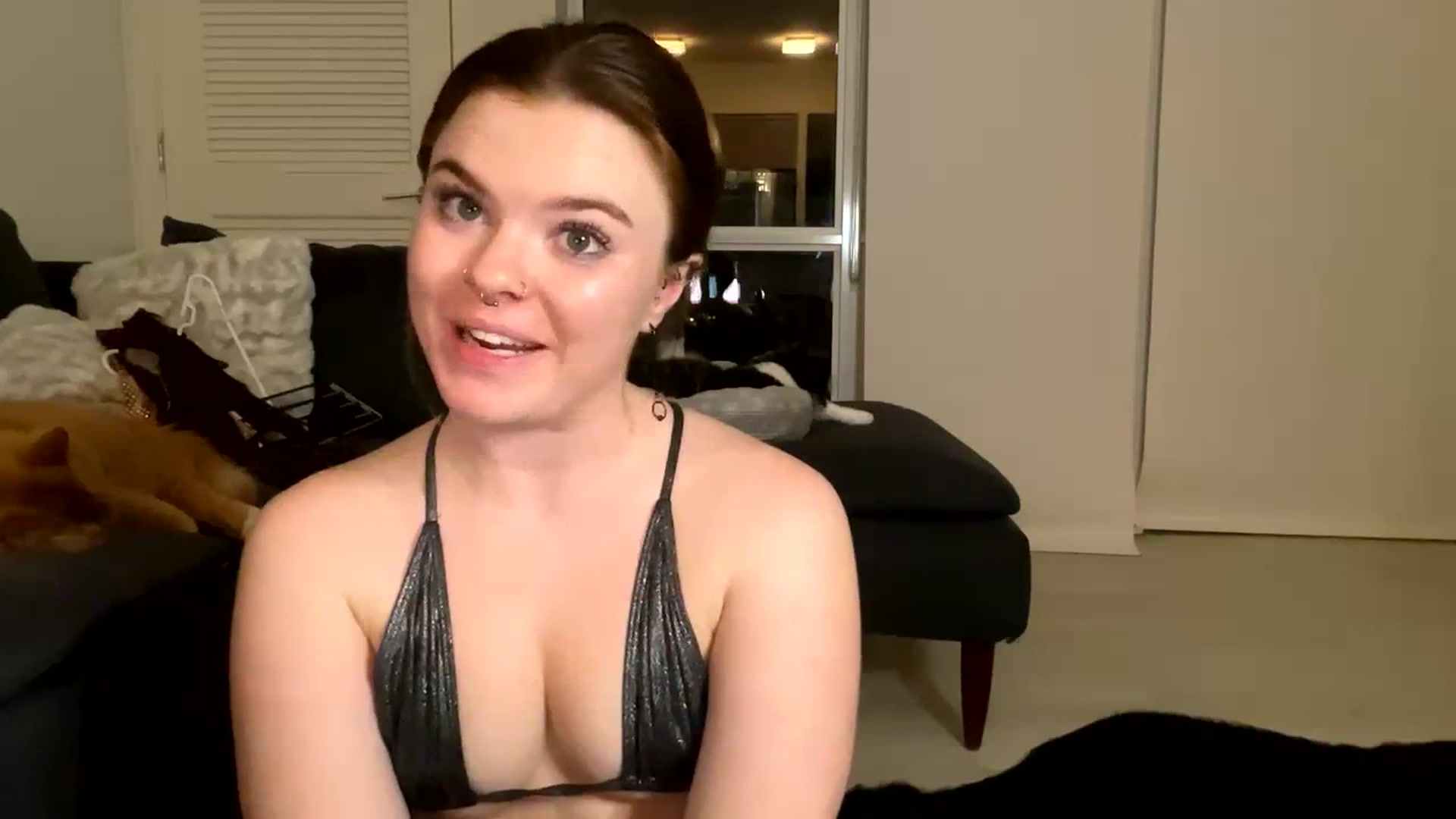 Gallery image thumbnail from Baileyybabyy's myfreecams stream on, 02/22/2024, 07:57 image 8 of 20