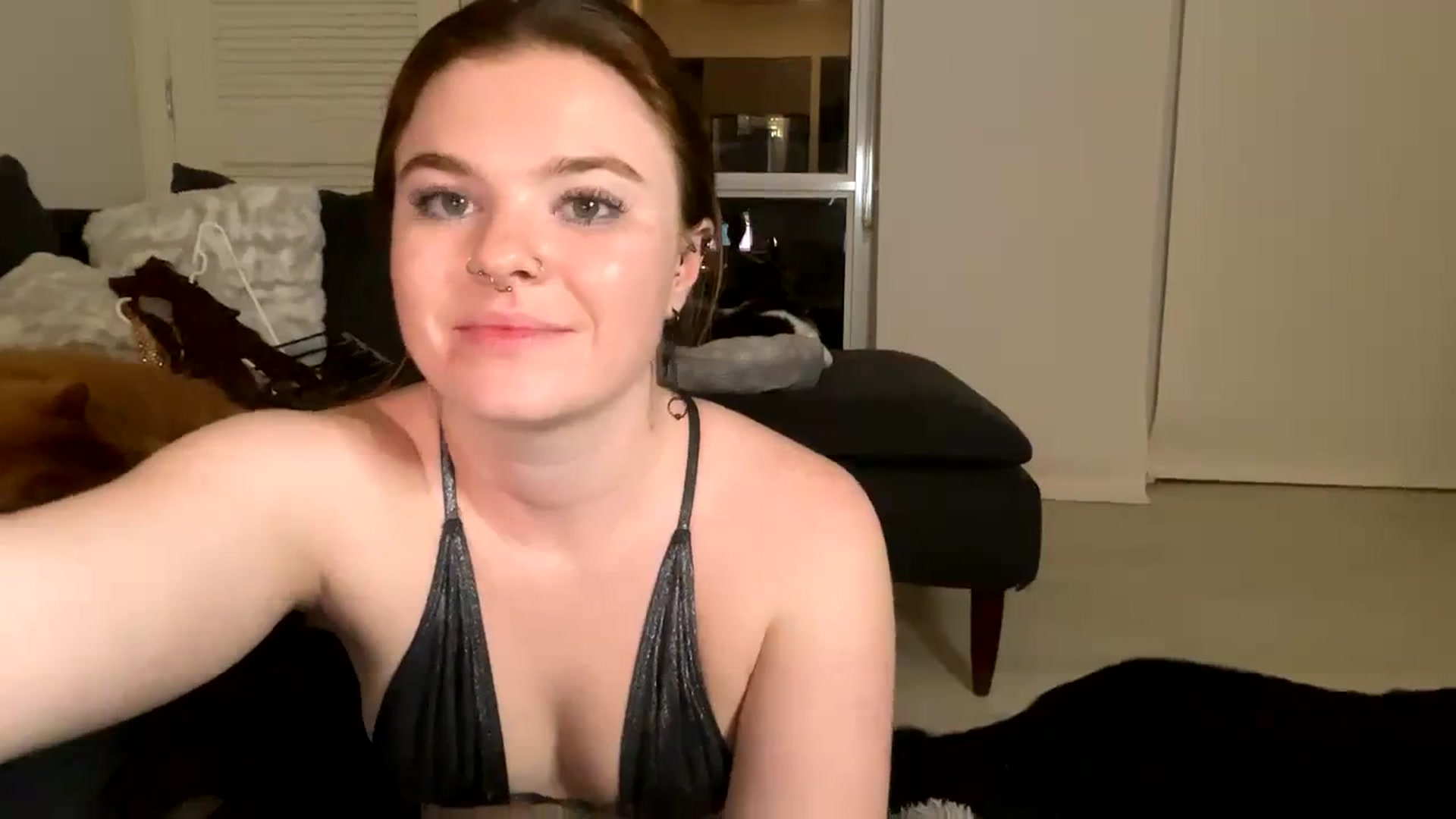 Gallery image thumbnail from Baileyybabyy's myfreecams stream on, 02/22/2024, 07:57 image 17 of 20