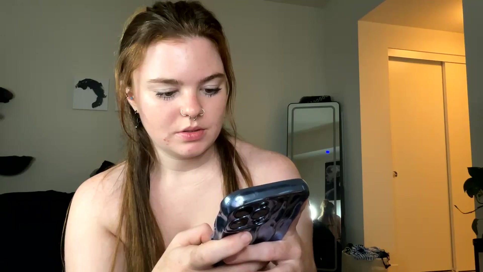 Gallery image thumbnail from Baileyybabyy's myfreecams stream on, 03/22/2024, 06:00 image 15 of 20