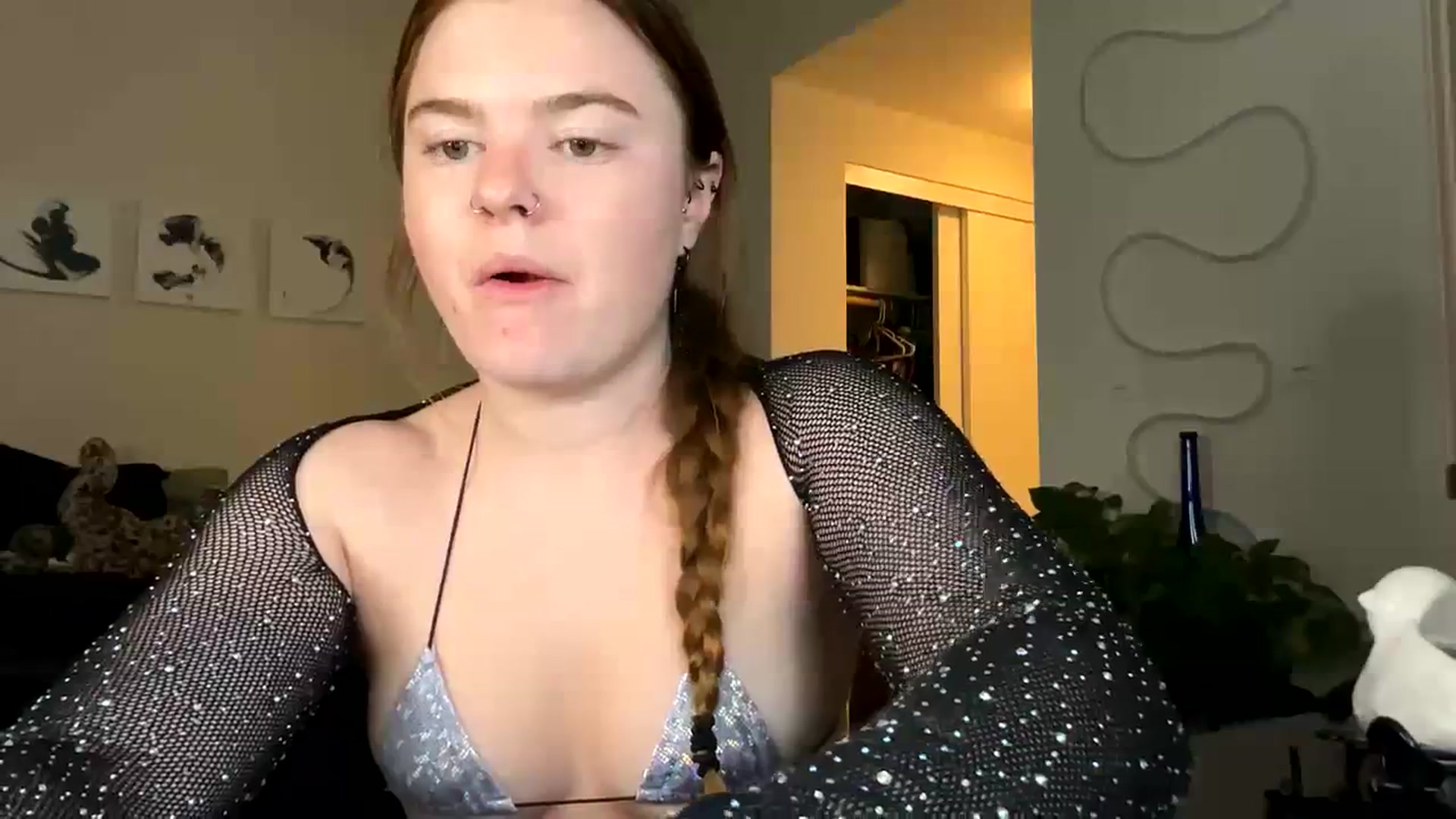 Gallery image thumbnail from Baileyybabyy's myfreecams stream on, 03/26/2024, 06:51 image 15 of 20