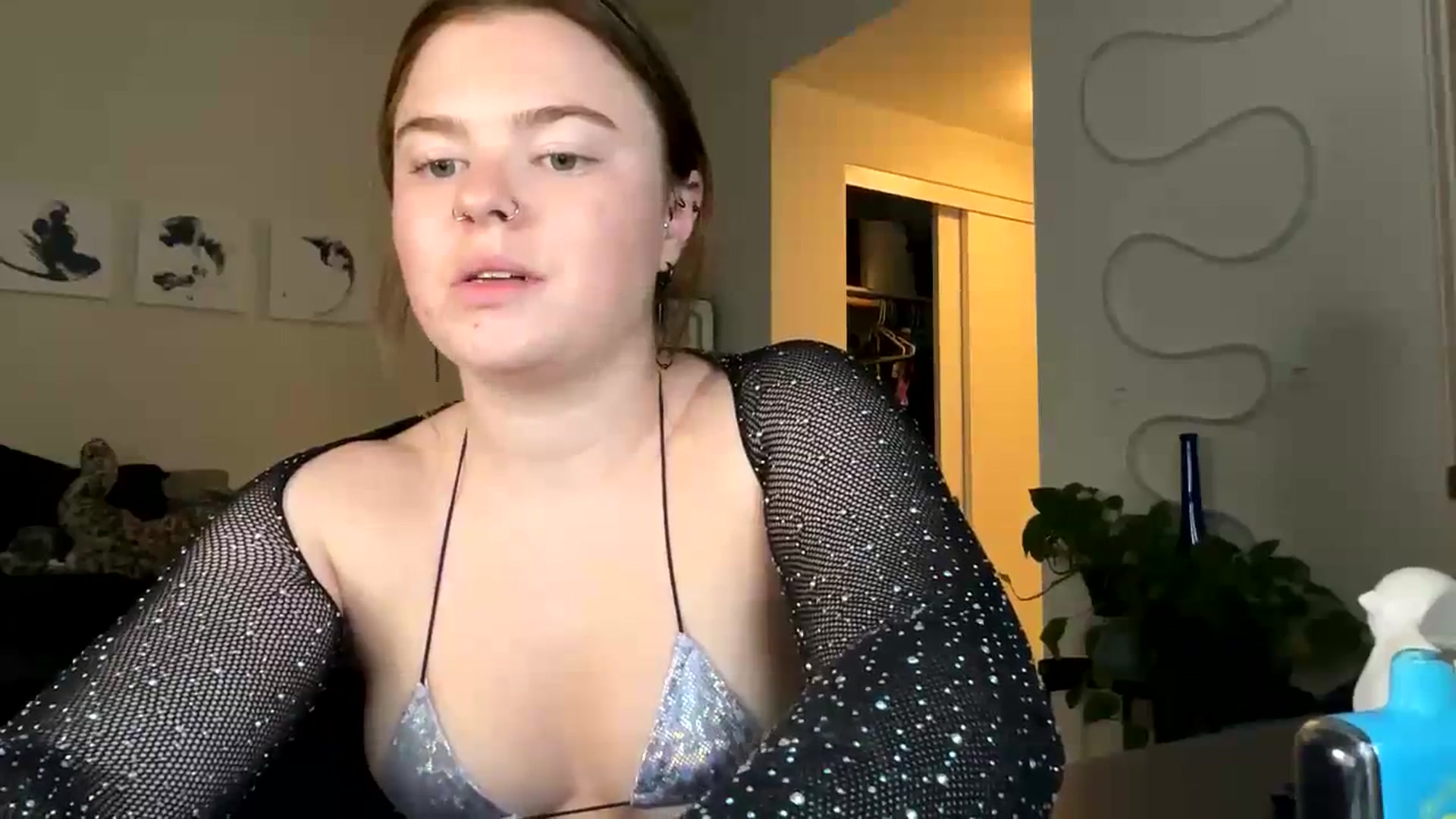 Gallery image thumbnail from Baileyybabyy's myfreecams stream on, 03/26/2024, 06:51 image 17 of 20