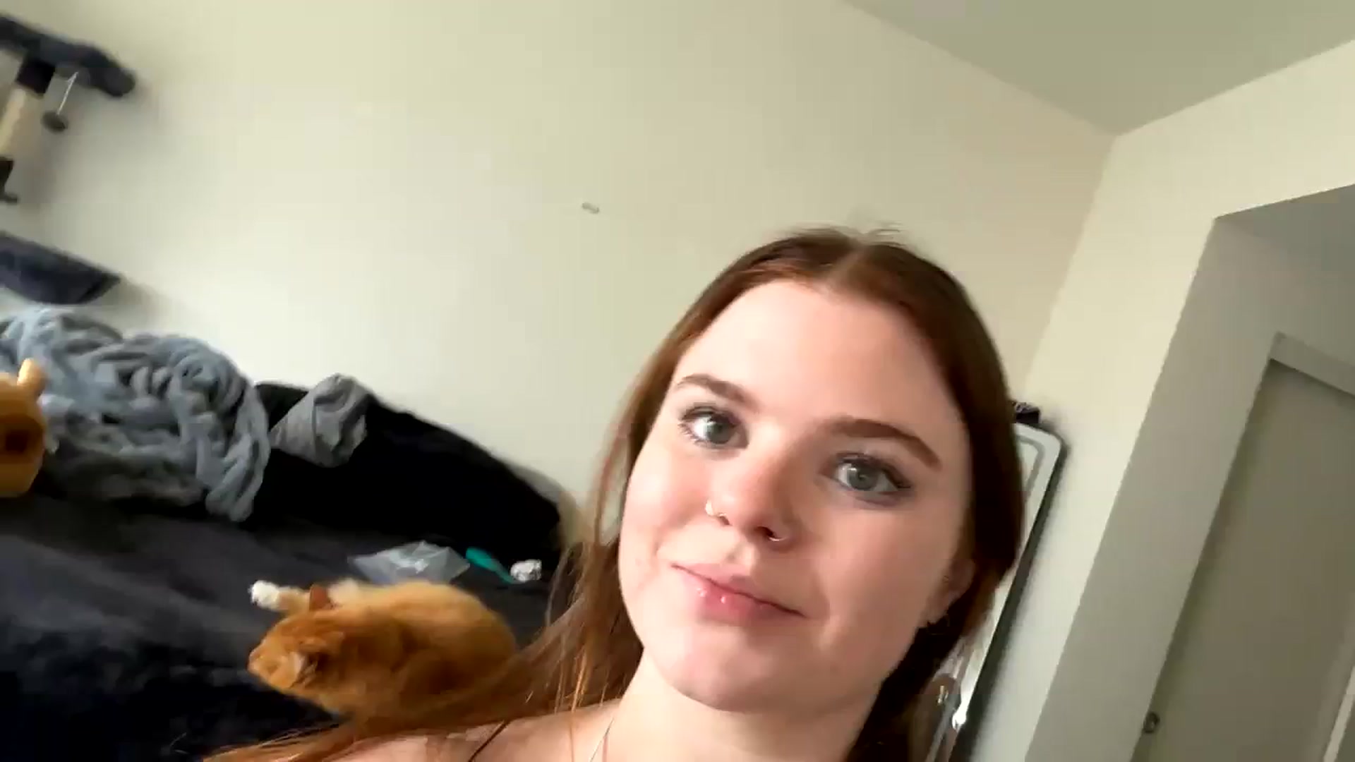 Gallery image thumbnail from Baileyybabyy's myfreecams stream on, 04/12/2024, 23:58 image 11 of 20
