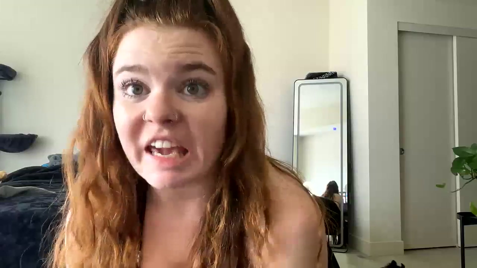 Gallery image thumbnail from Baileyybabyy's myfreecams stream on, 04/14/2024, 23:18 image 2 of 20