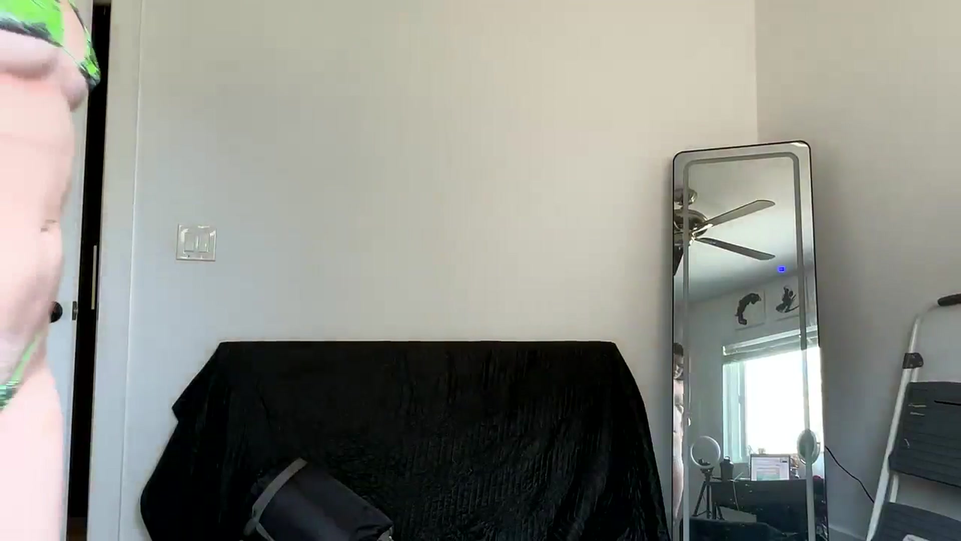 Gallery image thumbnail from Baileyybabyy's myfreecams stream on, 05/09/2024, 18:56 image 15 of 20