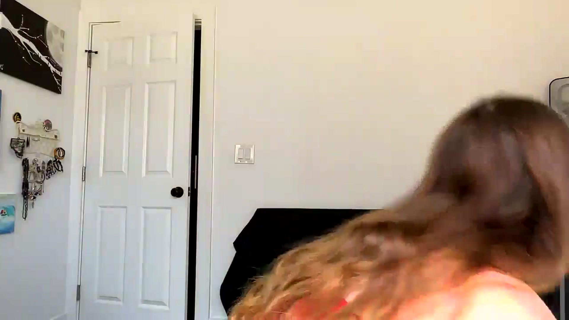 Gallery image thumbnail from Baileyybabyy's myfreecams stream on, 05/21/2024, 17:37 image 9 of 20