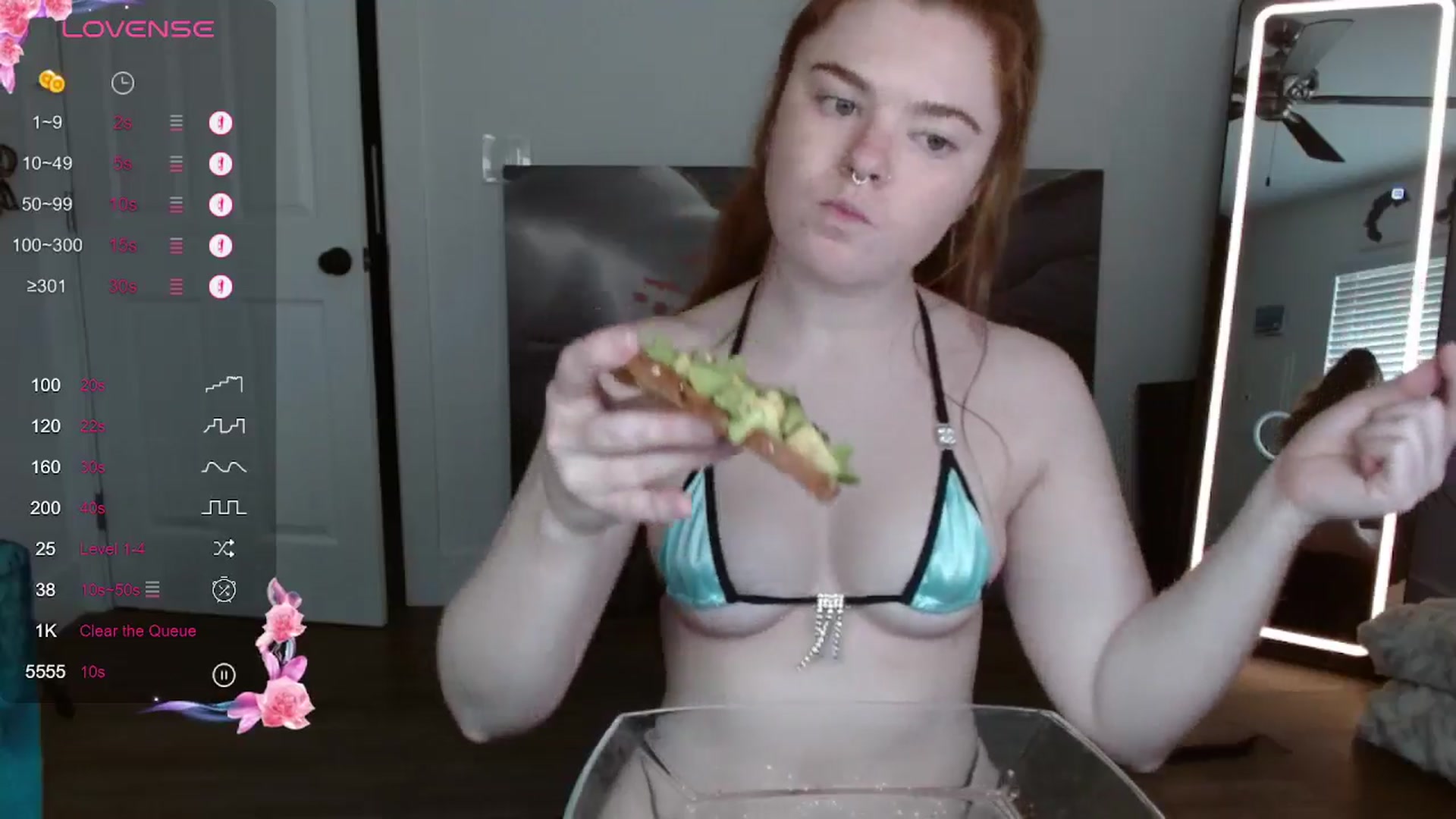 Gallery image thumbnail from Baileyybabyy's myfreecams stream on, 06/05/2024, 17:58 image 6 of 20