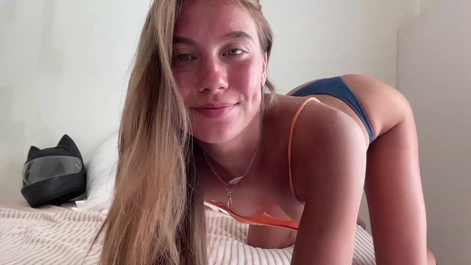 Gallery image thumbnail from BaliSurfGirl's myfreecams stream on, 01/22/2023, 08:56 image 3 of 20