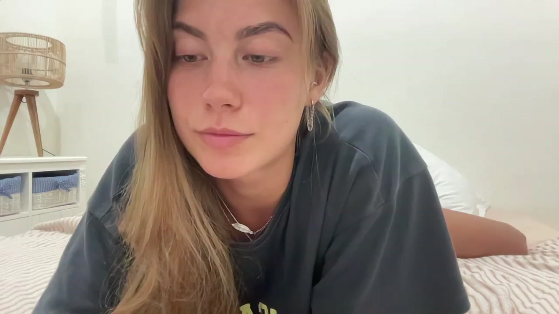 Gallery image thumbnail from BaliSurfGirl's myfreecams stream on, 01/25/2023, 13:41 image 12 of 20
