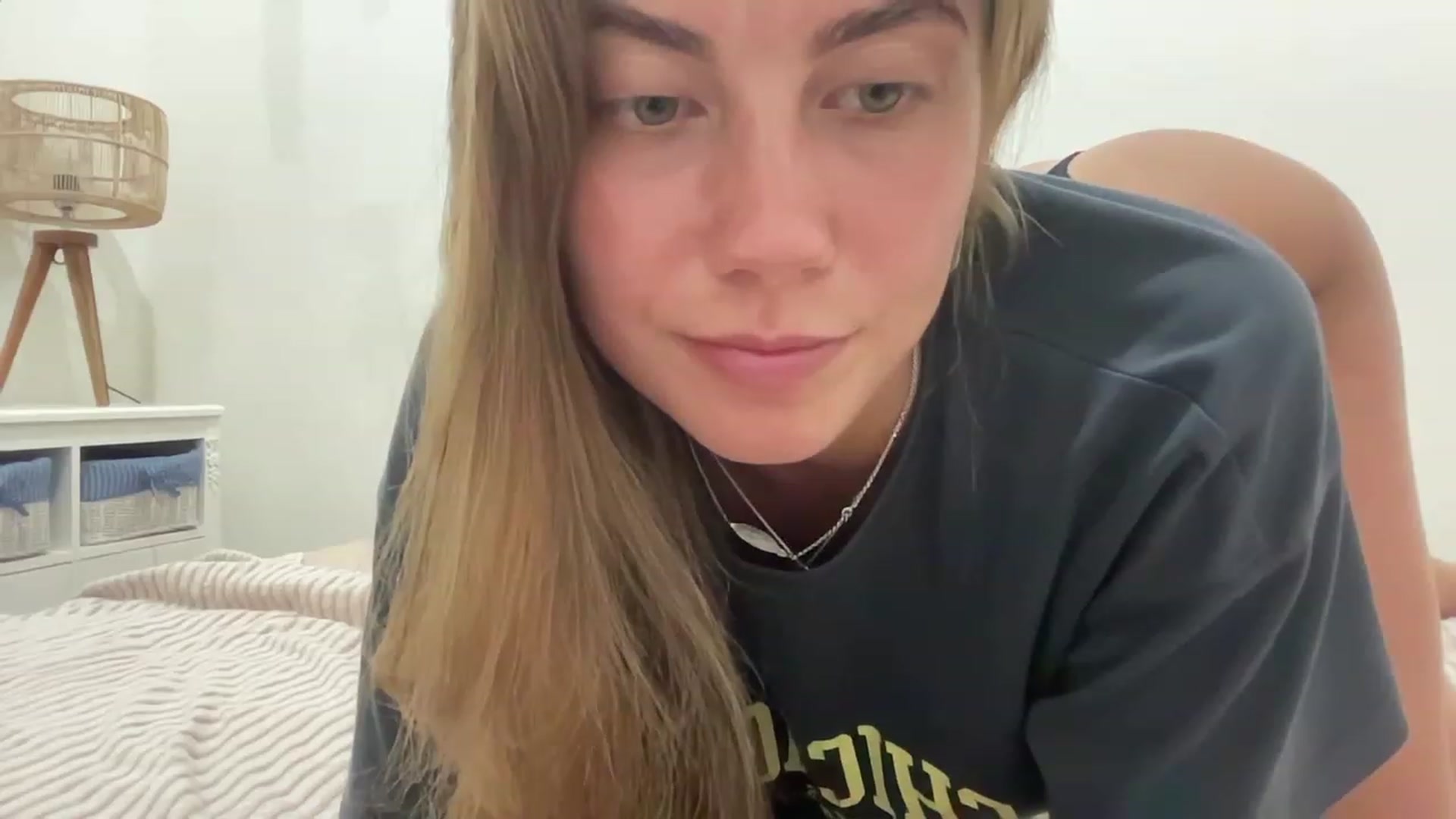 Gallery image thumbnail from BaliSurfGirl's myfreecams stream on, 01/25/2023, 13:41 image 17 of 20