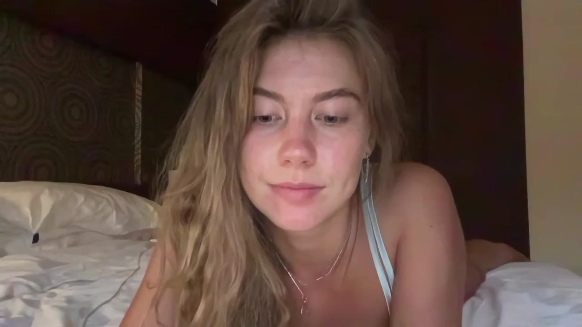 Gallery image thumbnail from BaliSurfGirl's myfreecams stream on, 02/11/2023, 10:48 image 6 of 20