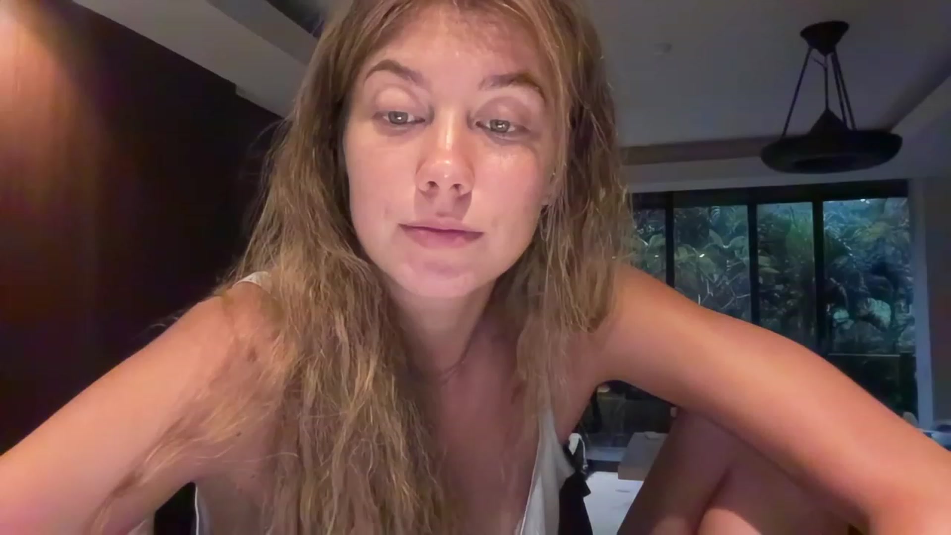 Gallery image thumbnail from BaliSurfGirl's myfreecams stream on, 02/11/2023, 22:32 image 14 of 20
