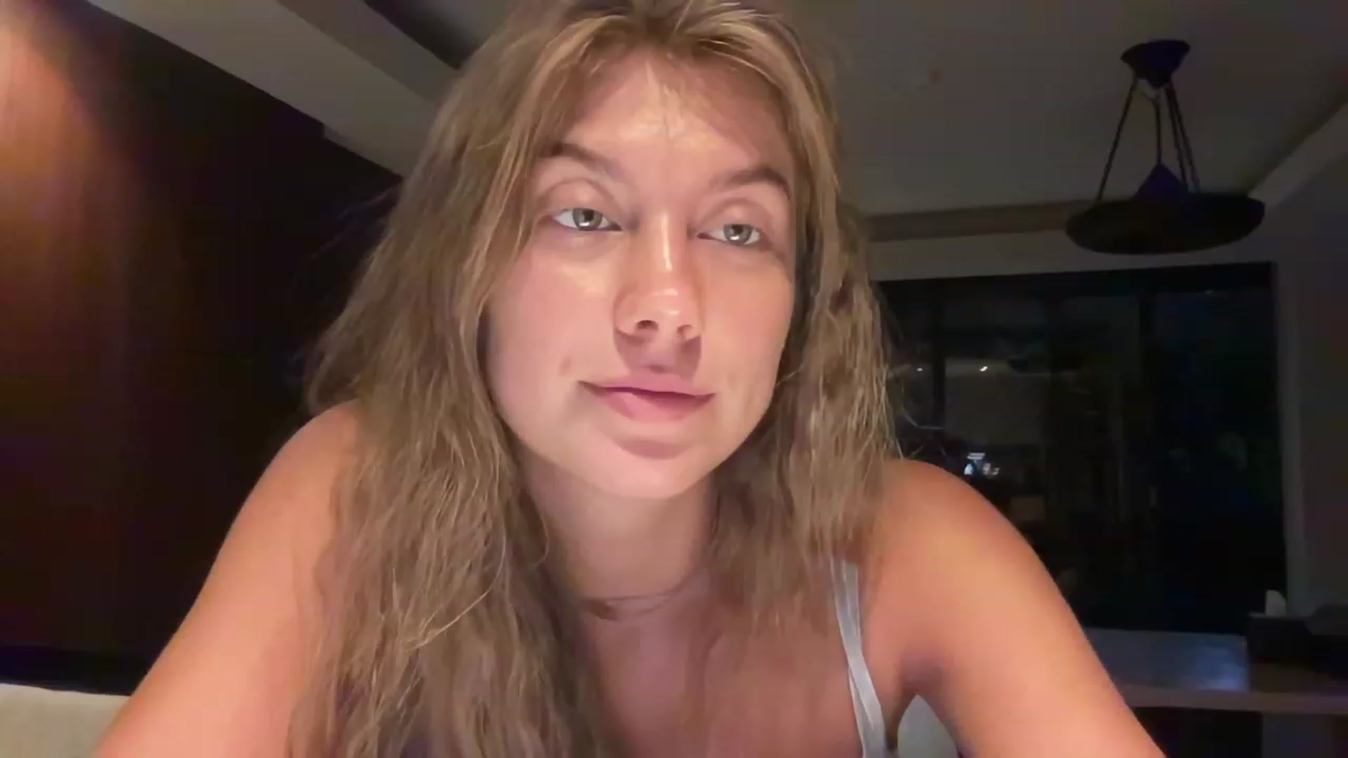 Gallery image thumbnail from BaliSurfGirl's myfreecams stream on, 02/11/2023, 22:32 image 11 of 20