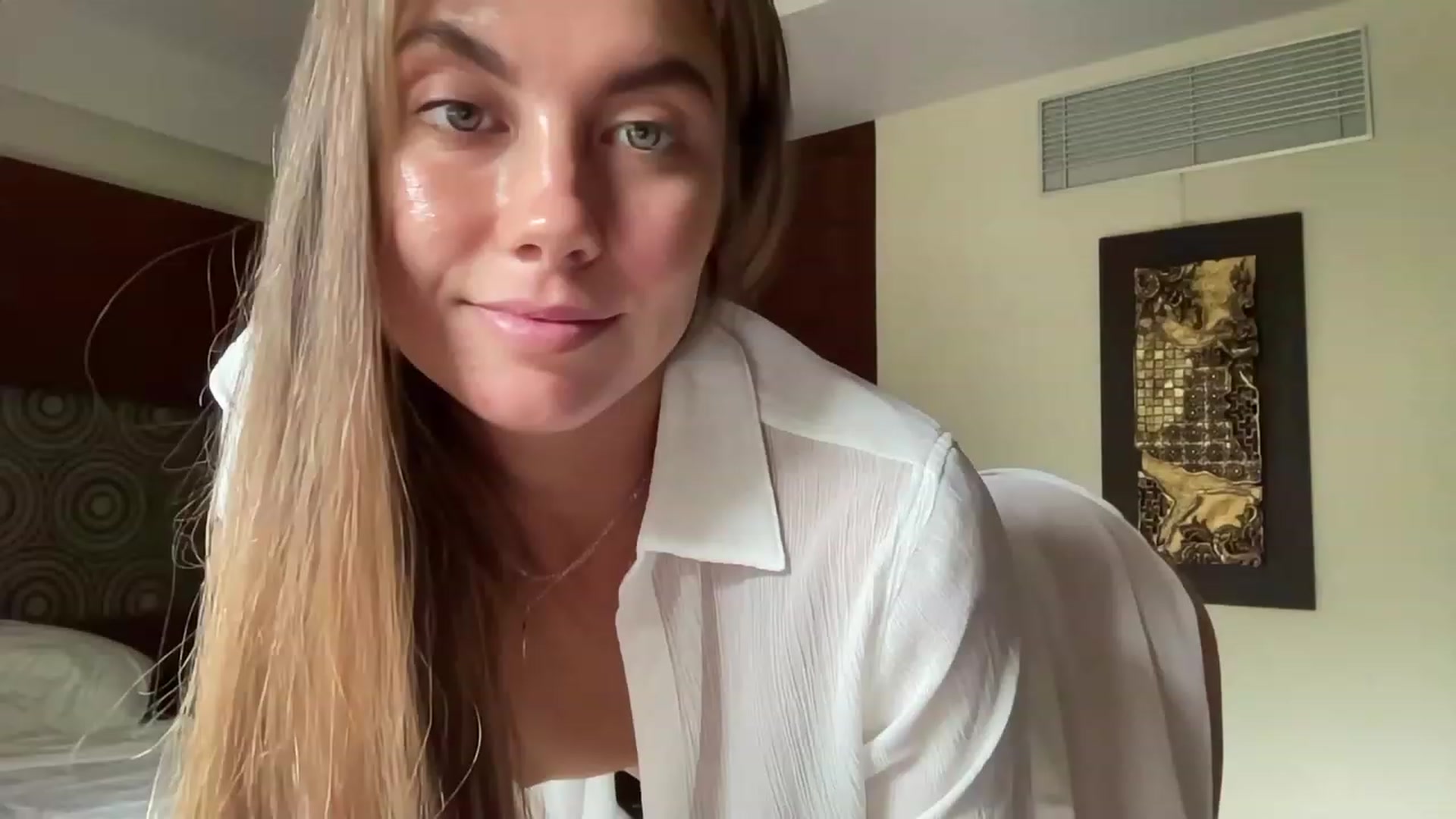 Gallery image thumbnail from BaliSurfGirl's myfreecams stream on, 02/17/2023, 03:40 image 7 of 20