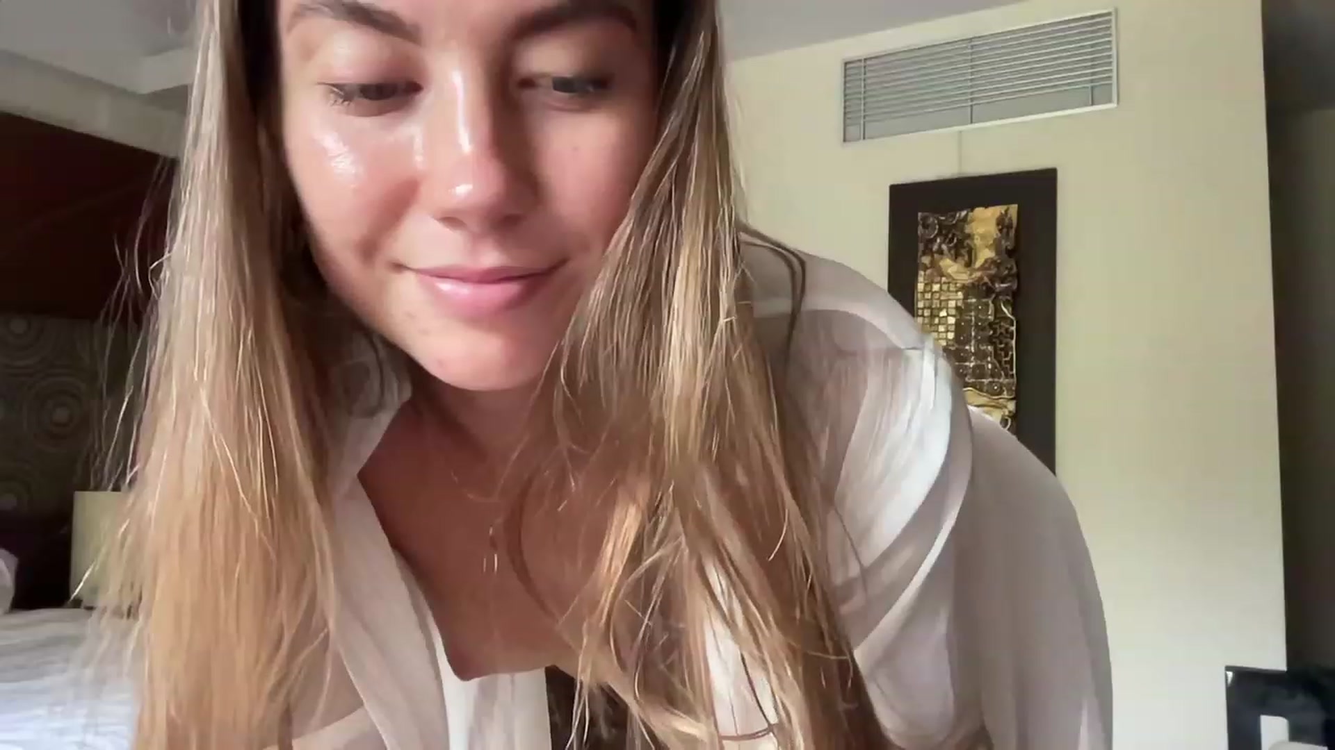 Gallery image thumbnail from BaliSurfGirl's myfreecams stream on, 02/17/2023, 03:40 image 17 of 20