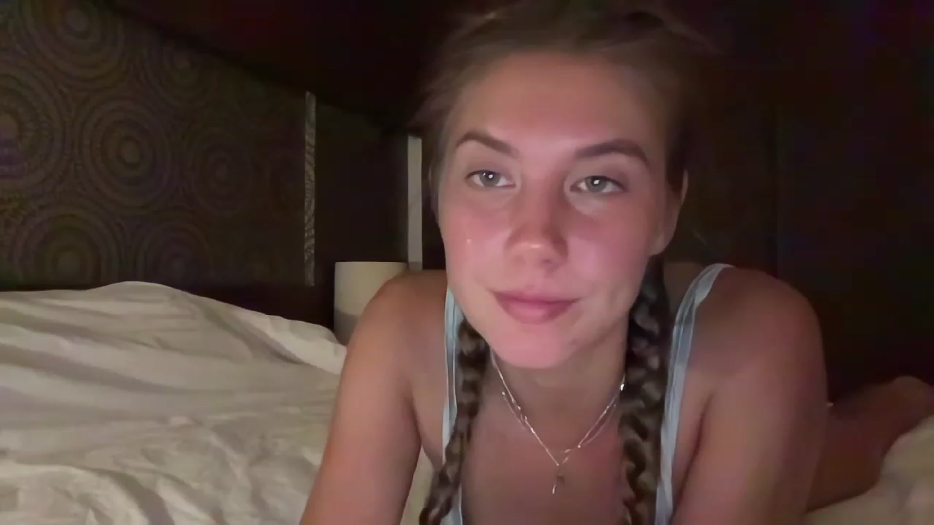 Gallery image thumbnail from BaliSurfGirl's myfreecams stream on, 02/27/2023, 11:35 image 3 of 20
