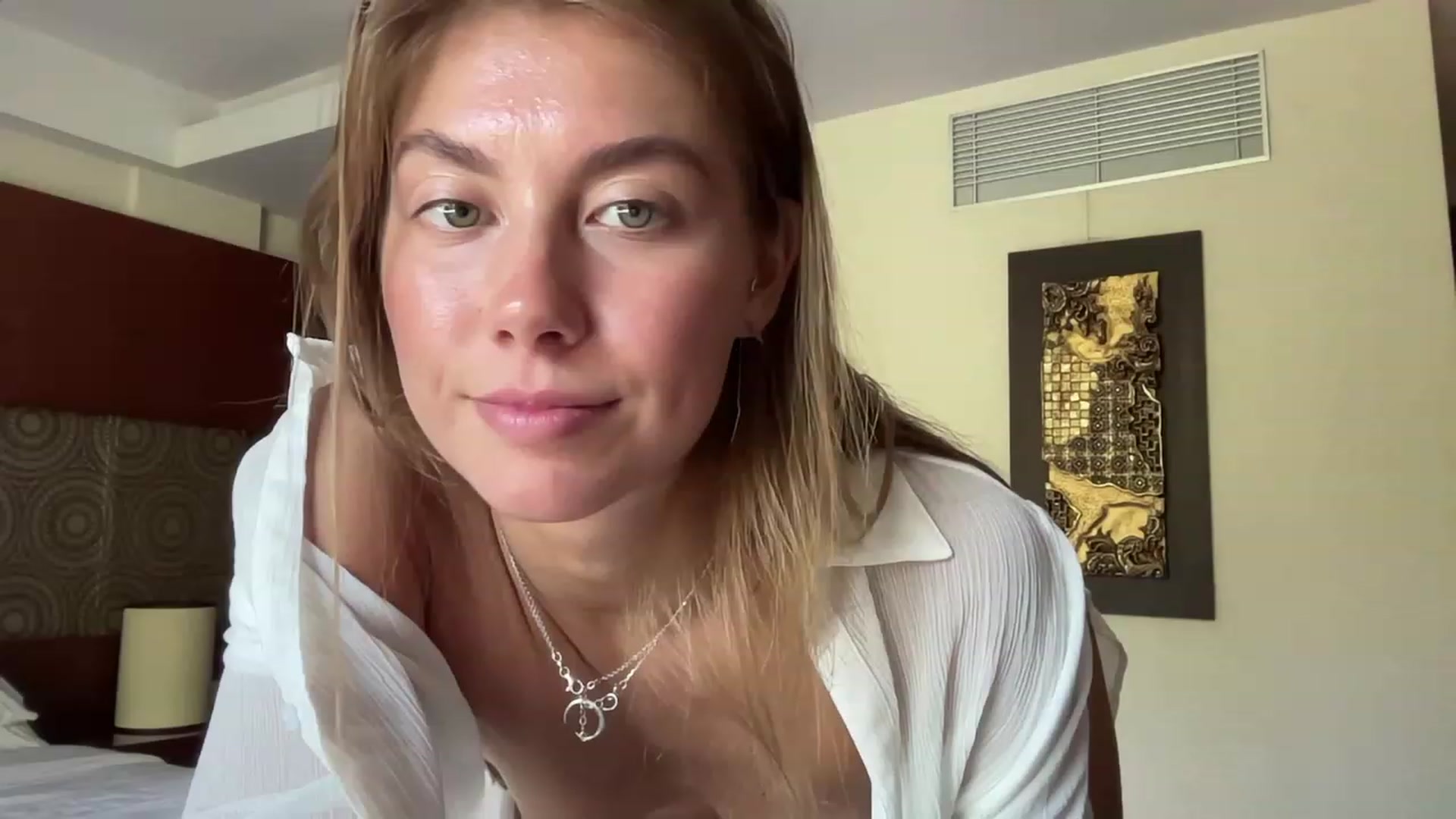 Gallery image thumbnail from BaliSurfGirl's myfreecams stream on, 03/03/2023, 04:25 image 4 of 20