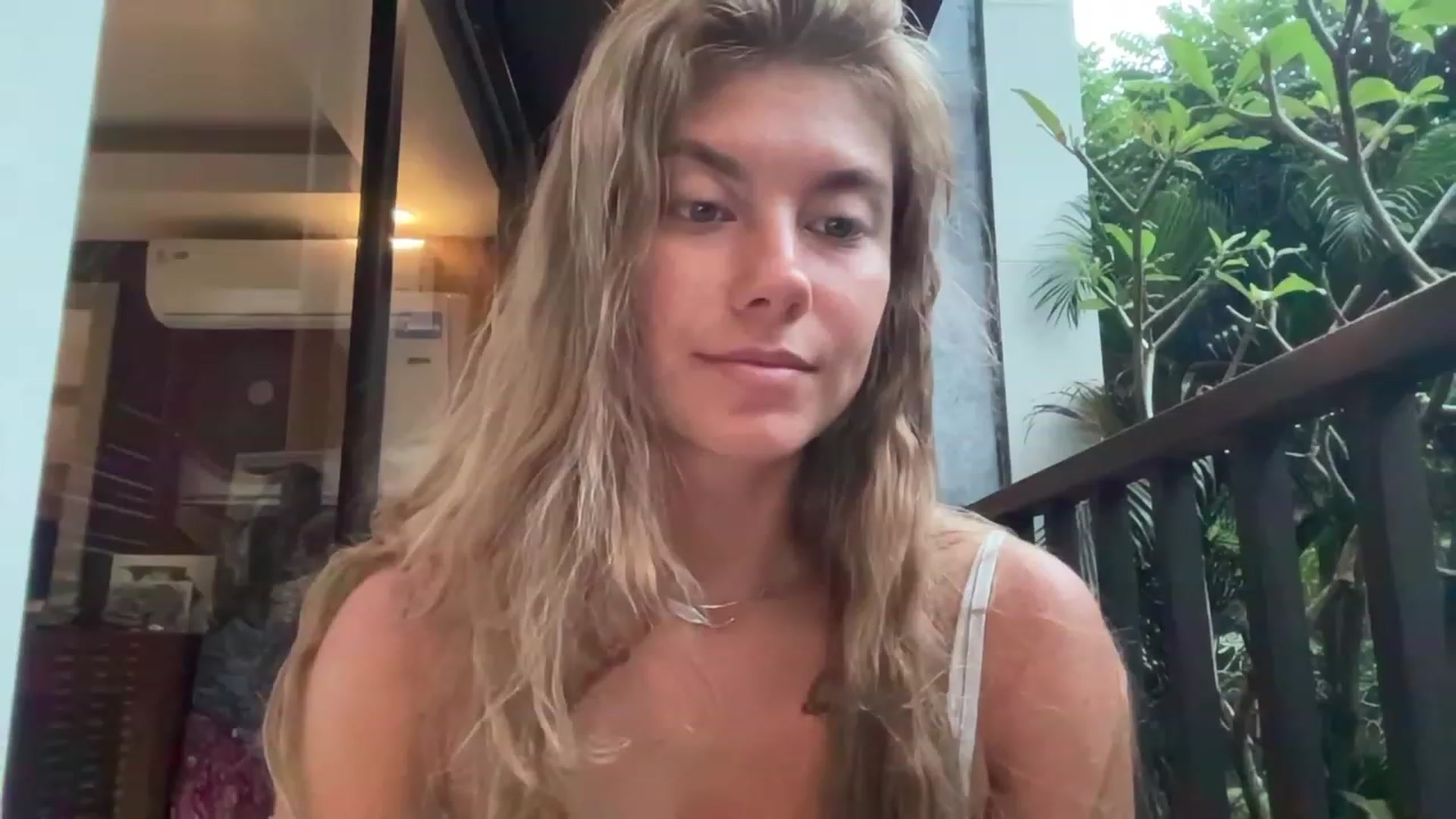 Gallery image thumbnail from BaliSurfGirl's myfreecams stream on, 03/05/2023, 22:30 image 18 of 20