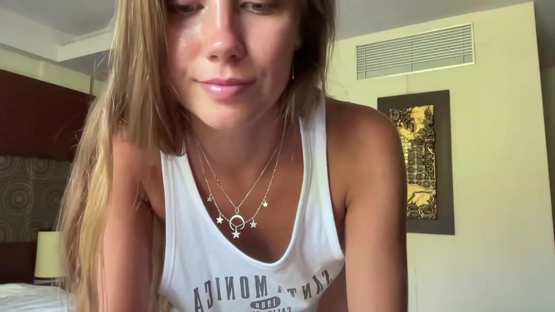 Gallery image thumbnail from BaliSurfGirl's myfreecams stream on, 03/18/2023, 05:42 image 3 of 20
