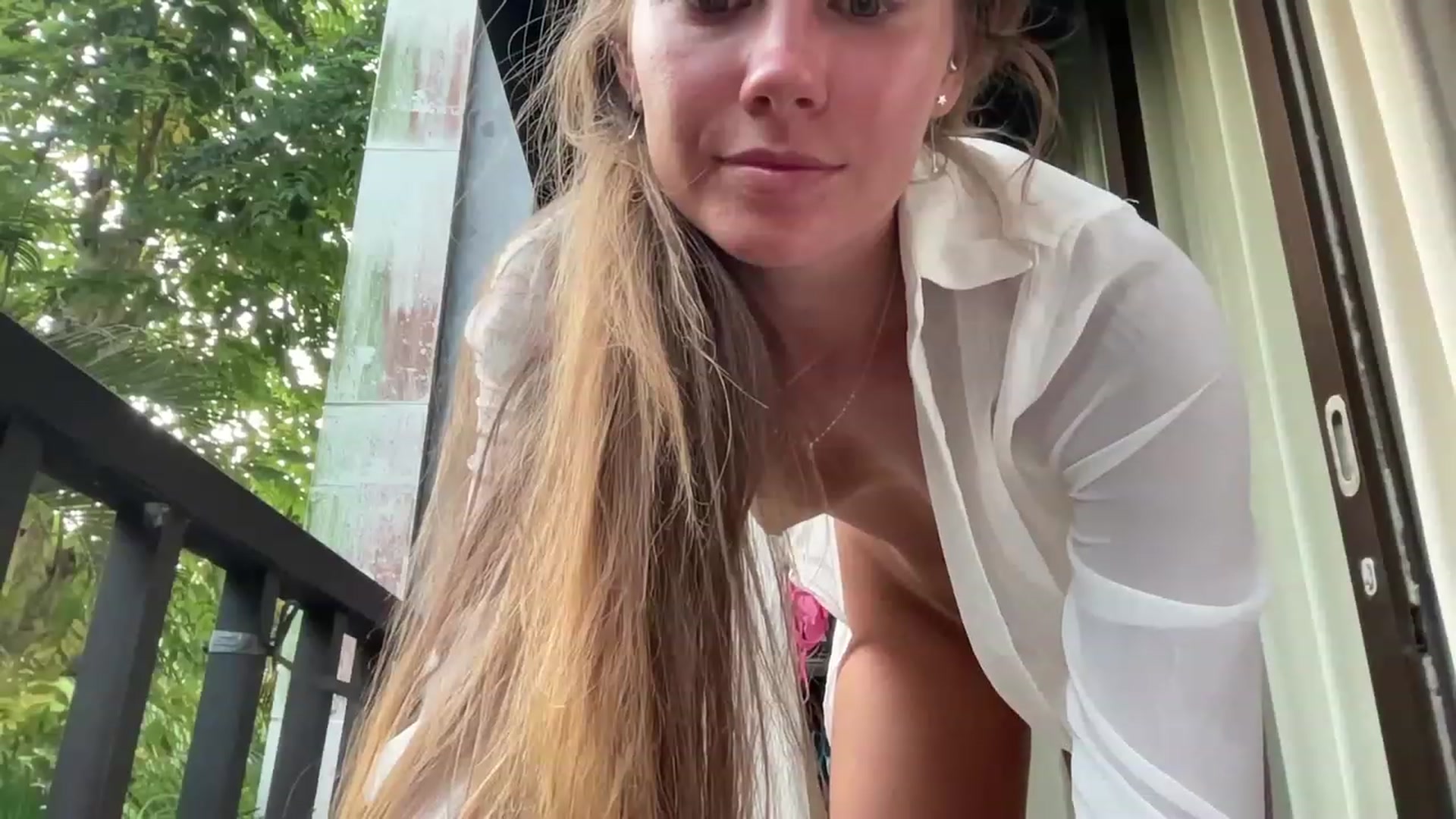 Gallery image thumbnail from BaliSurfGirl's myfreecams stream on, 03/23/2023, 22:50 image 18 of 20