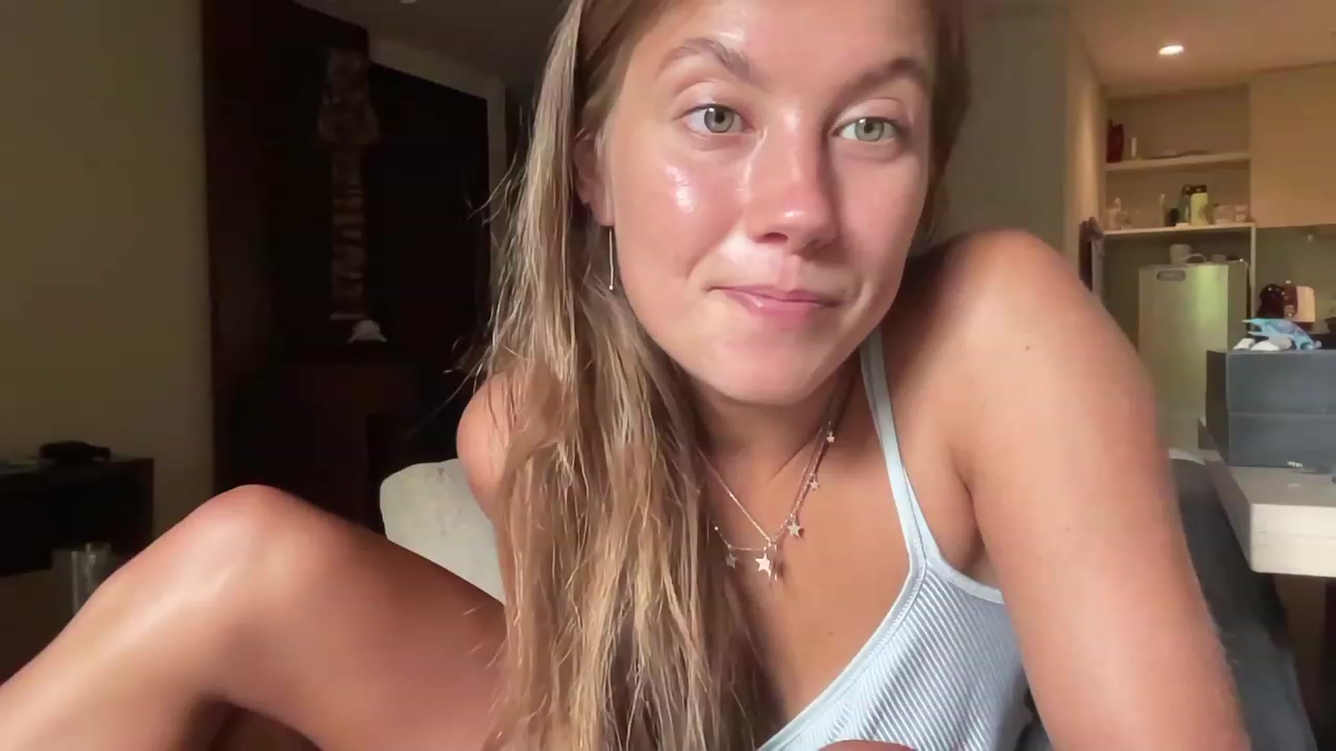 Gallery image thumbnail from BaliSurfGirl's myfreecams stream on, 04/10/2023, 01:11 image 1 of 20