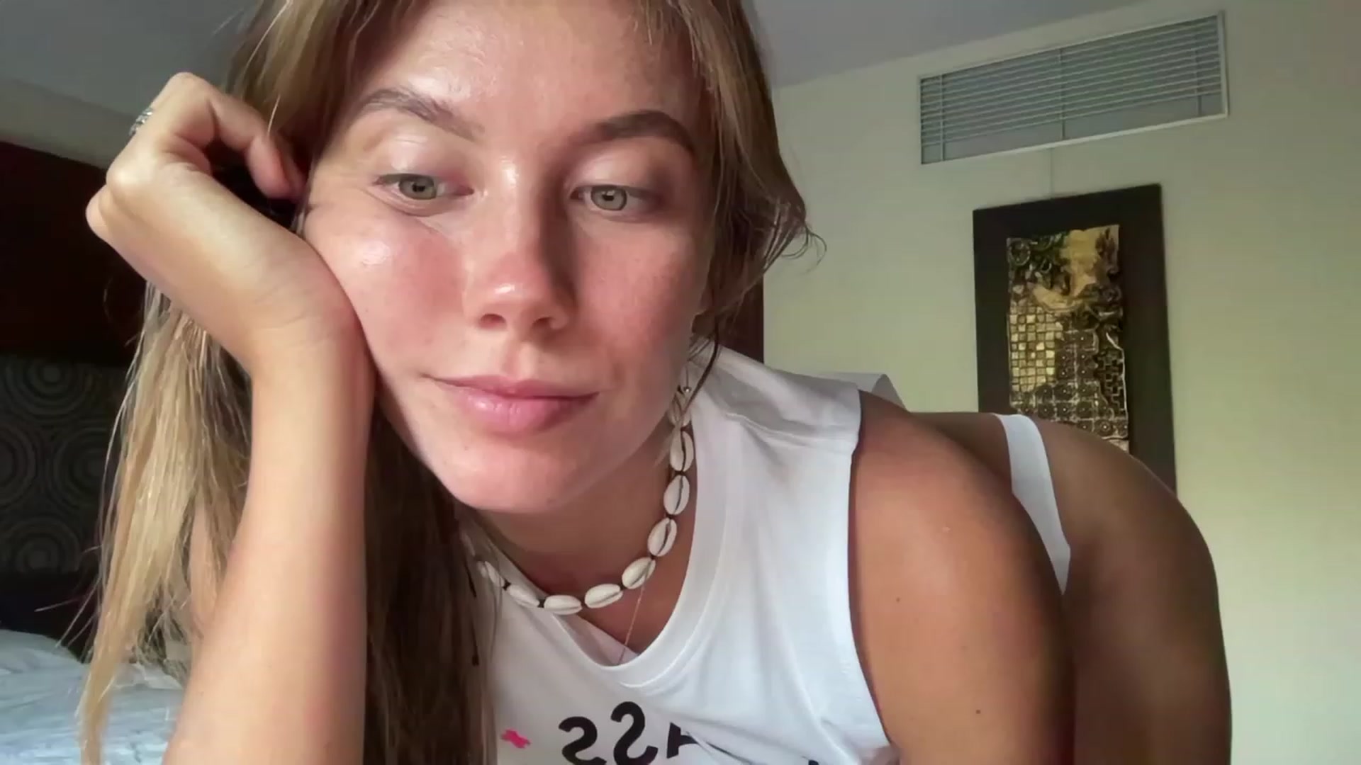 Gallery image thumbnail from BaliSurfGirl's myfreecams stream on, 04/15/2023, 10:01 image 2 of 20