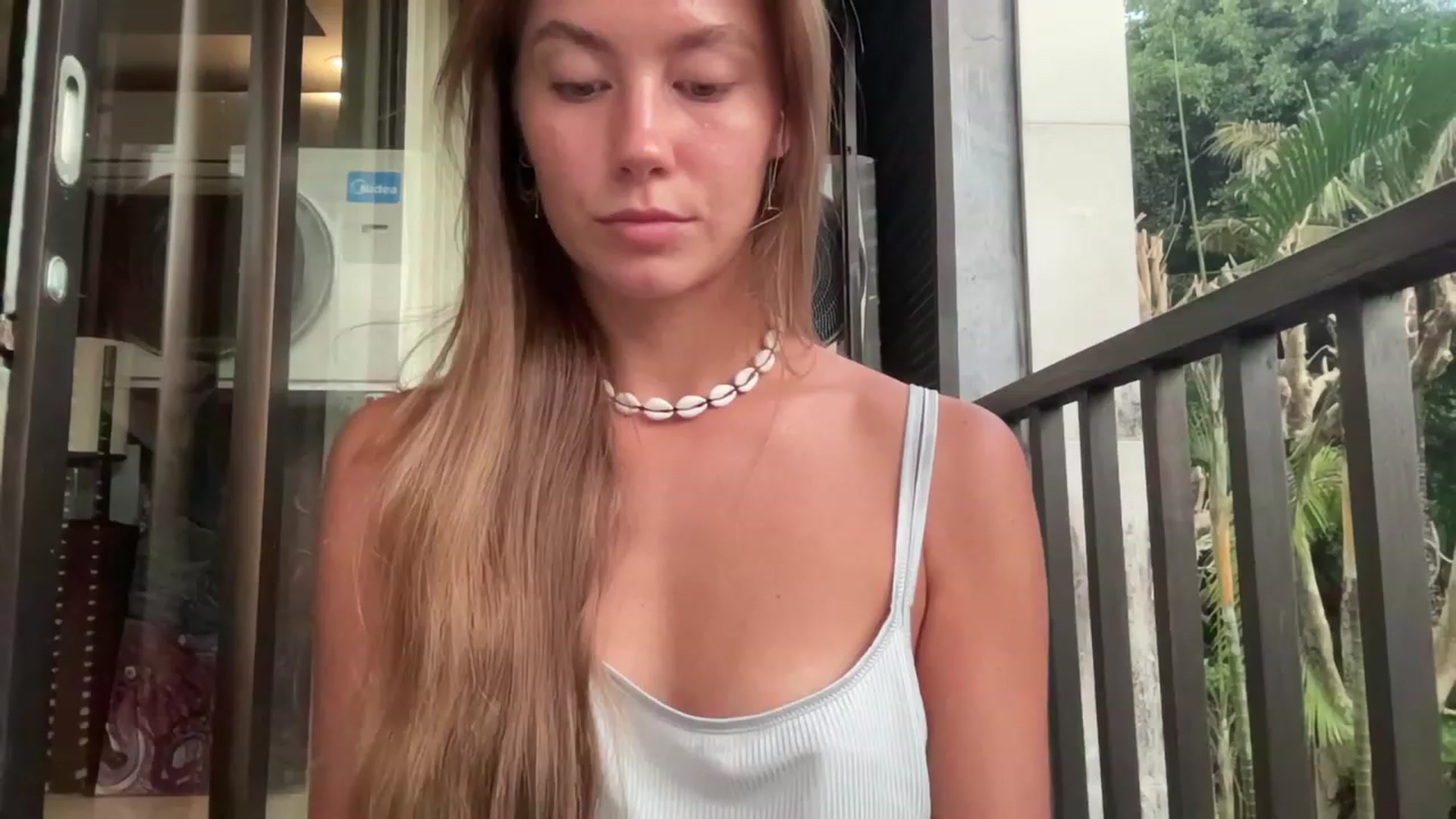 Gallery image thumbnail from BaliSurfGirl's myfreecams stream on, 04/22/2023, 23:23 image 1 of 20