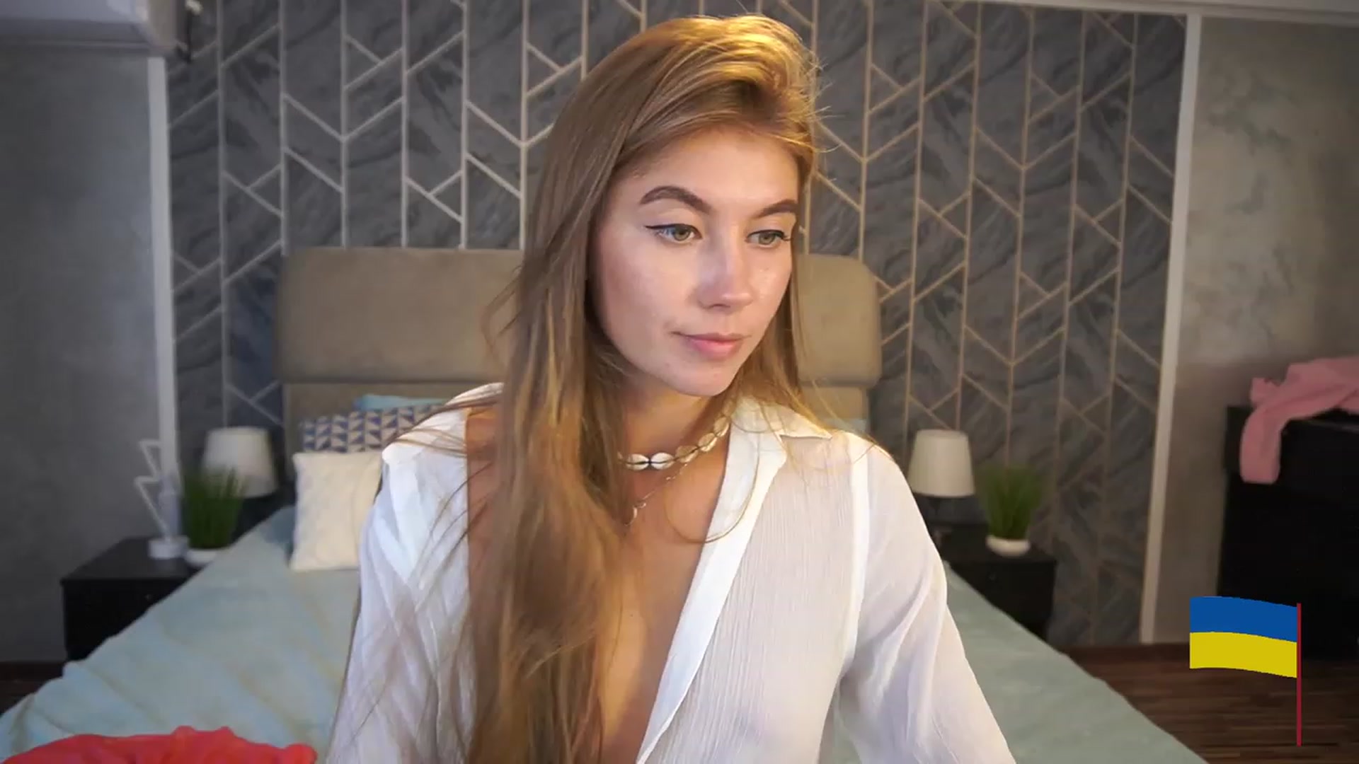 Gallery image thumbnail from BaliSurfGirl's myfreecams stream on, 04/28/2023, 13:00 image 9 of 20