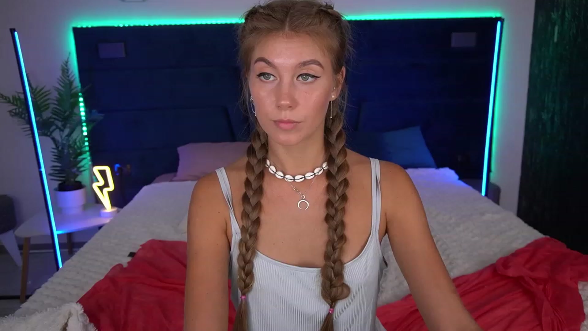 Gallery image thumbnail from BaliSurfGirl's myfreecams stream on, 04/29/2023, 15:44 image 2 of 20