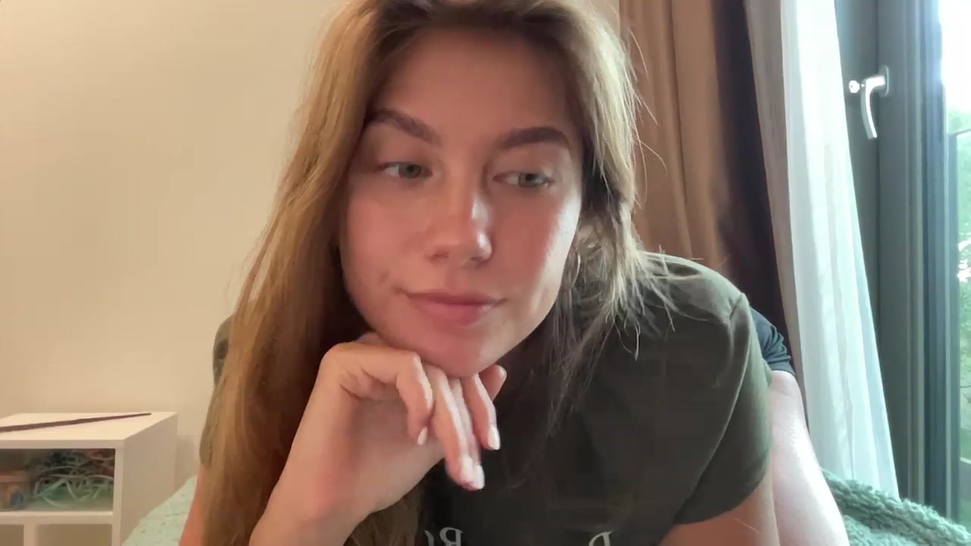 Gallery image thumbnail from BaliSurfGirl's myfreecams stream on, 05/16/2023, 04:49 image 10 of 20
