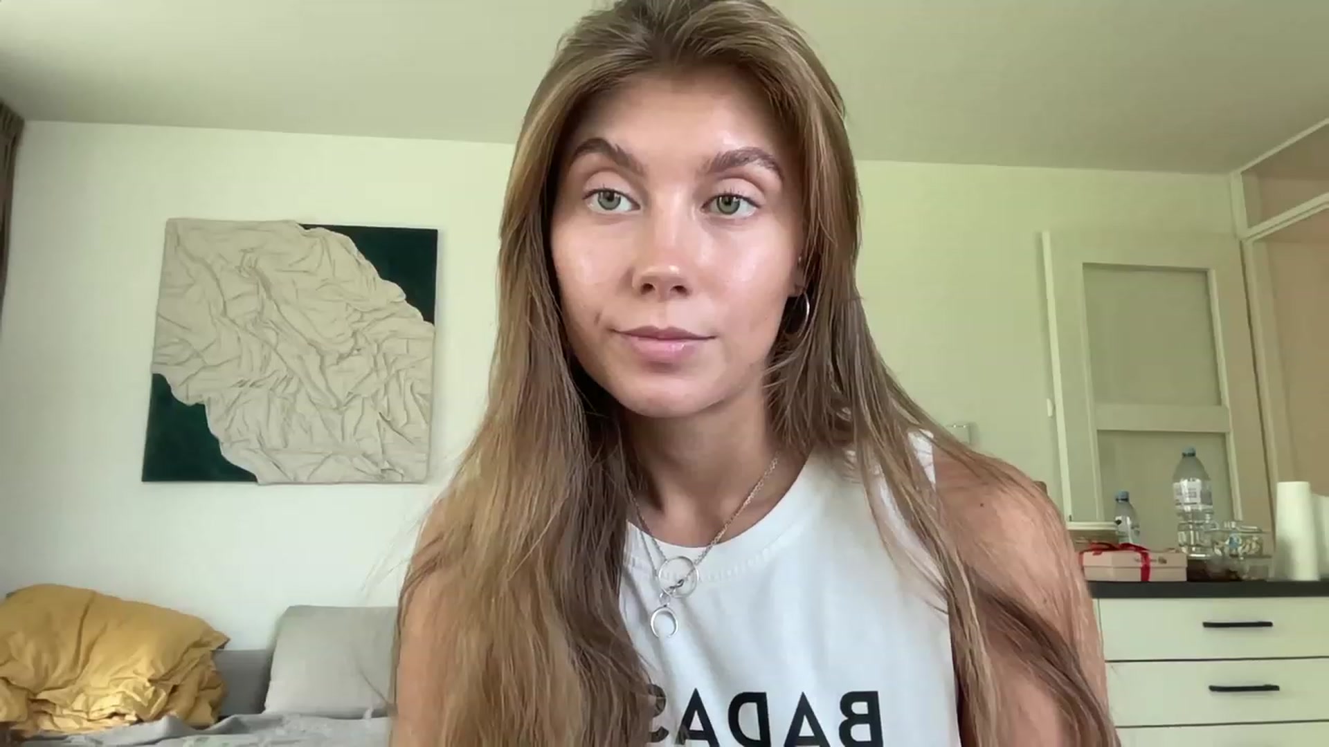 Gallery image thumbnail from BaliSurfGirl's myfreecams stream on, 05/19/2023, 11:37 image 13 of 20
