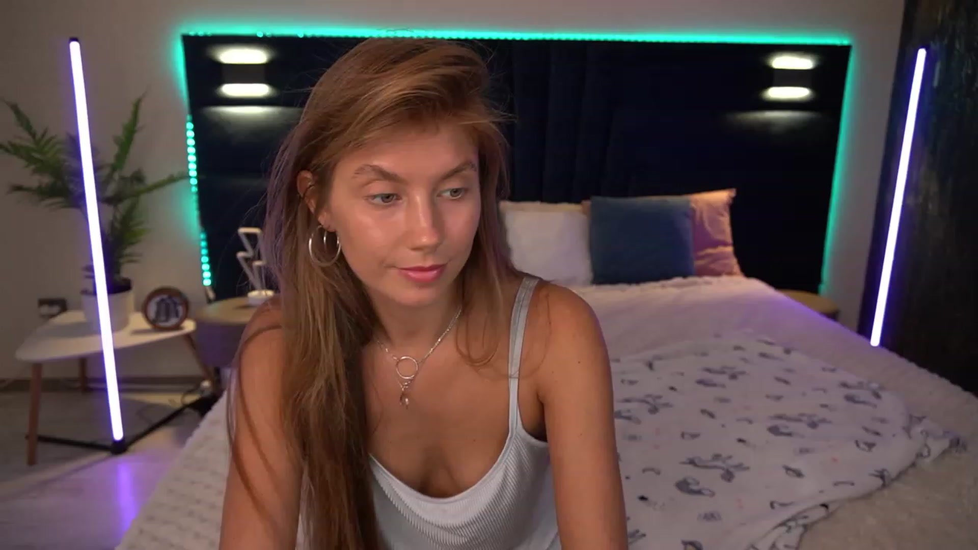 Gallery image thumbnail from BaliSurfGirl's myfreecams stream on, 05/26/2023, 14:06 image 5 of 20