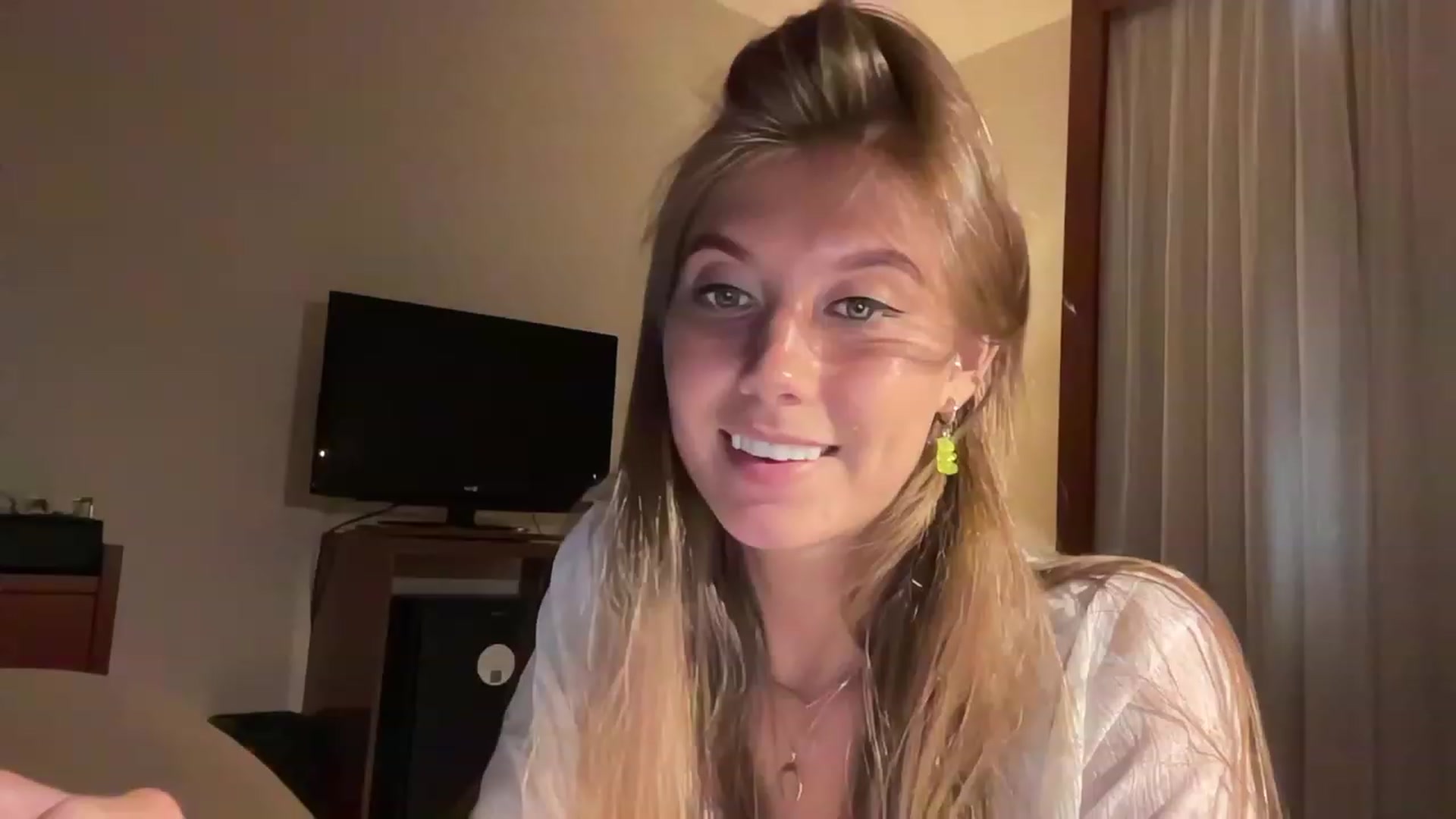 Gallery image thumbnail from BaliSurfGirl's myfreecams stream on, 06/10/2023, 17:14 image 20 of 20