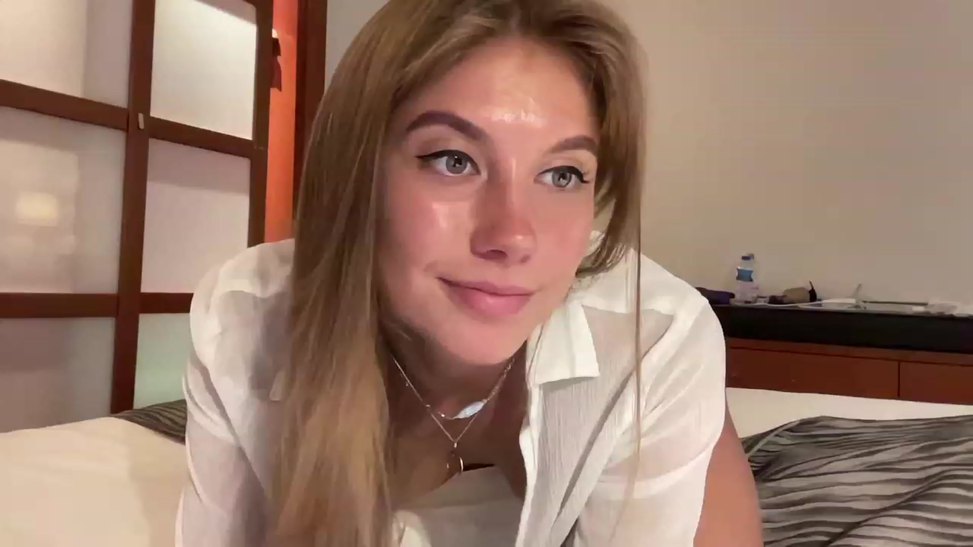Gallery image thumbnail from BaliSurfGirl's myfreecams stream on, 06/10/2023, 17:14 image 1 of 20