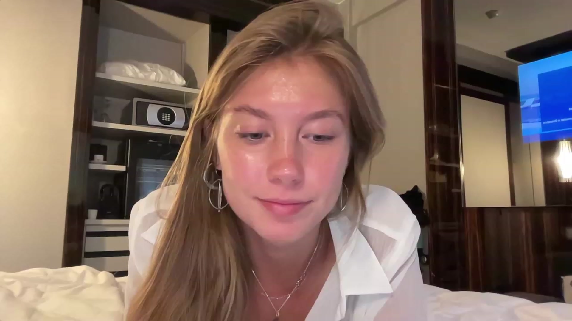 Gallery image thumbnail from BaliSurfGirl's myfreecams stream on, 06/14/2023, 04:57 image 1 of 20