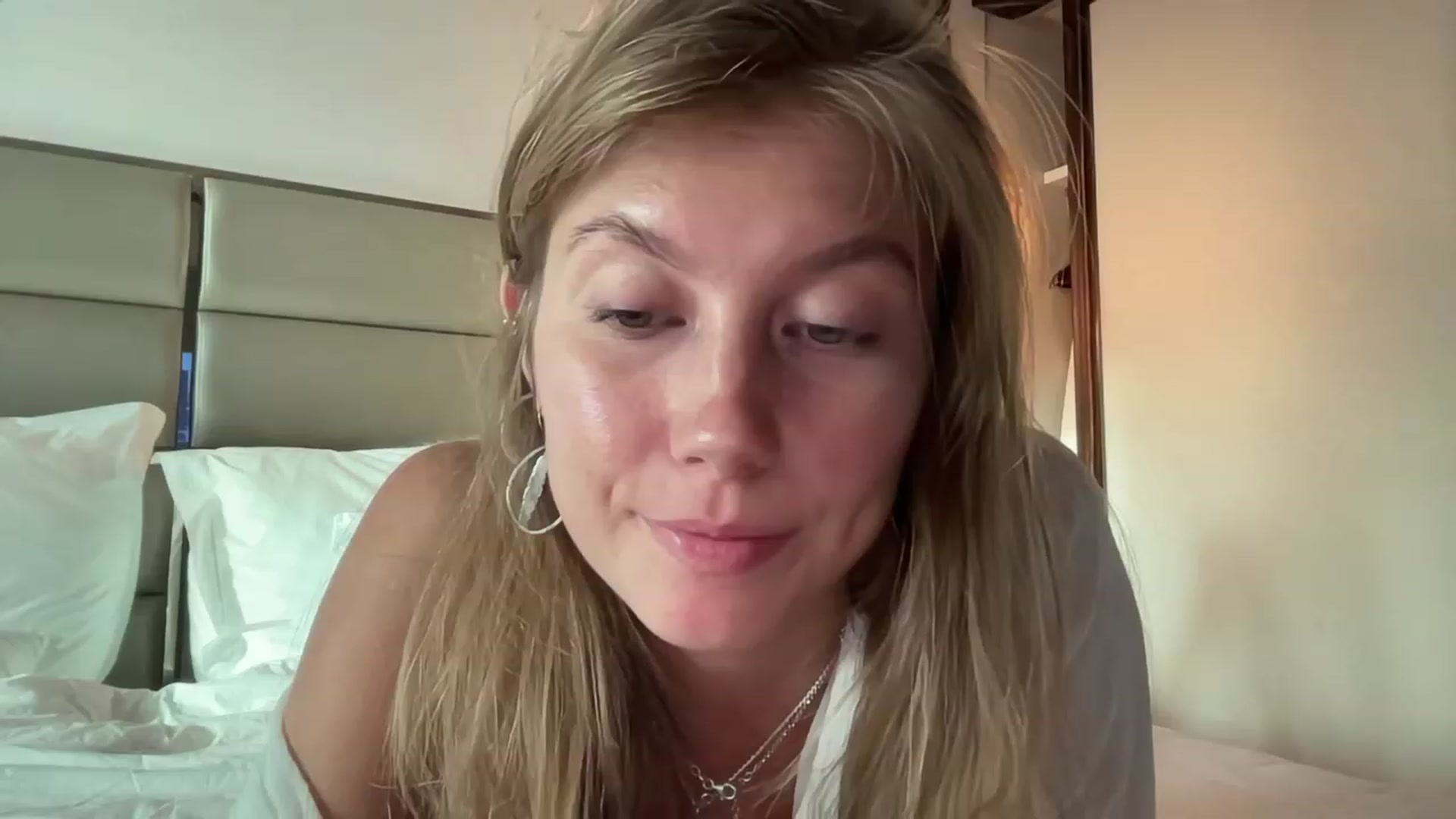Gallery image thumbnail from BaliSurfGirl's myfreecams stream on, 06/14/2023, 06:26 image 18 of 20