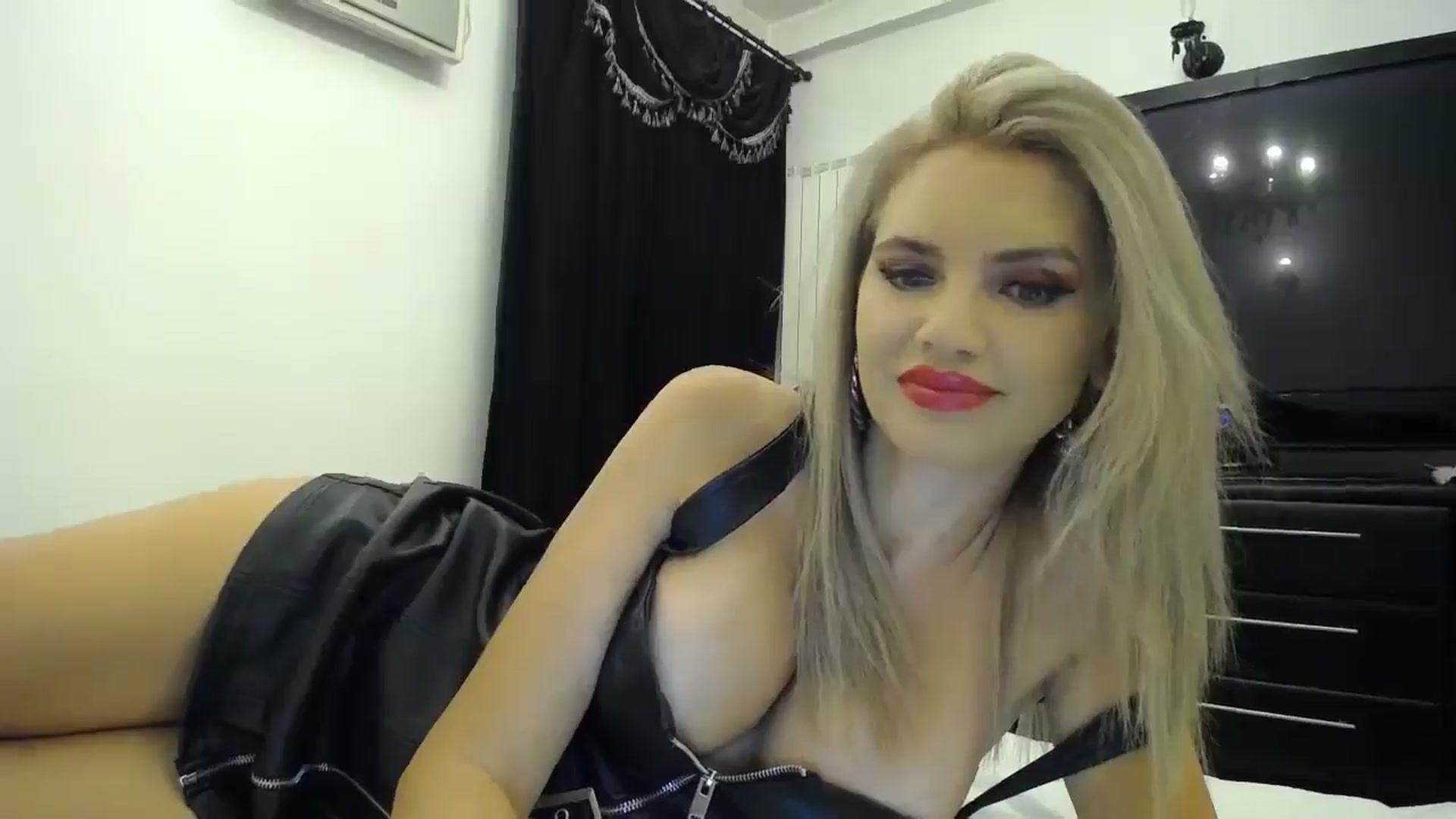 Gallery image thumbnail from Balkangirl's myfreecams stream on, 02/23/2026, 23:04 image 3 of 20